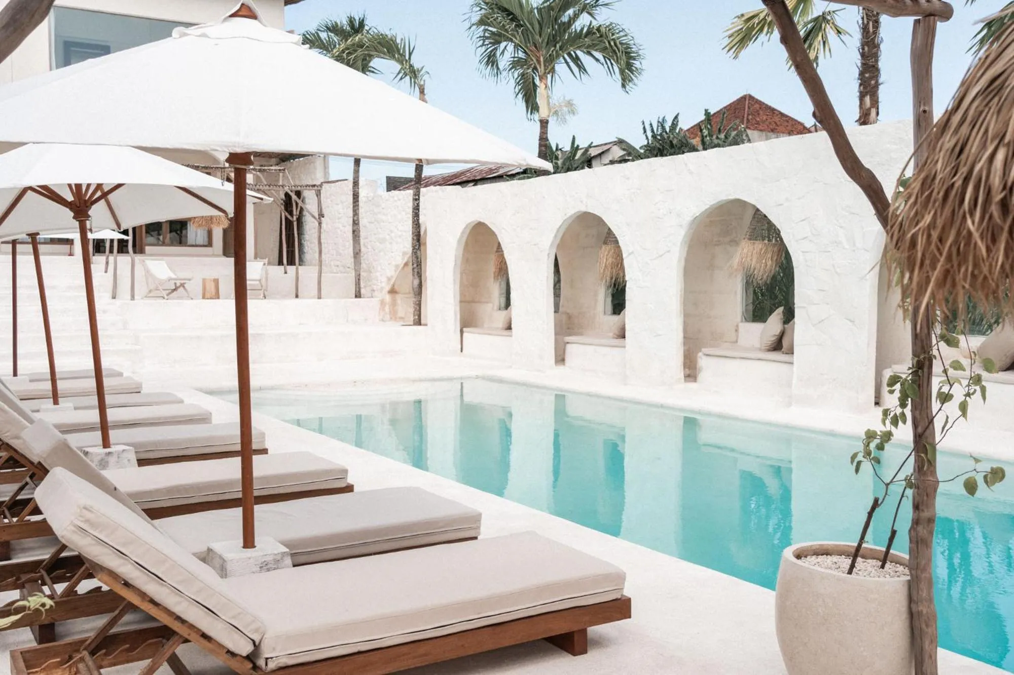 Swimming pool in Hotel Sages