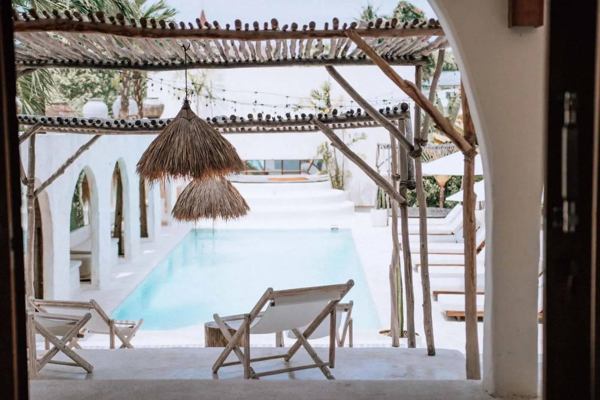 Junior Suite with Pool View in Hotel Sages Junior Suite with Pool View in Hotel Sages