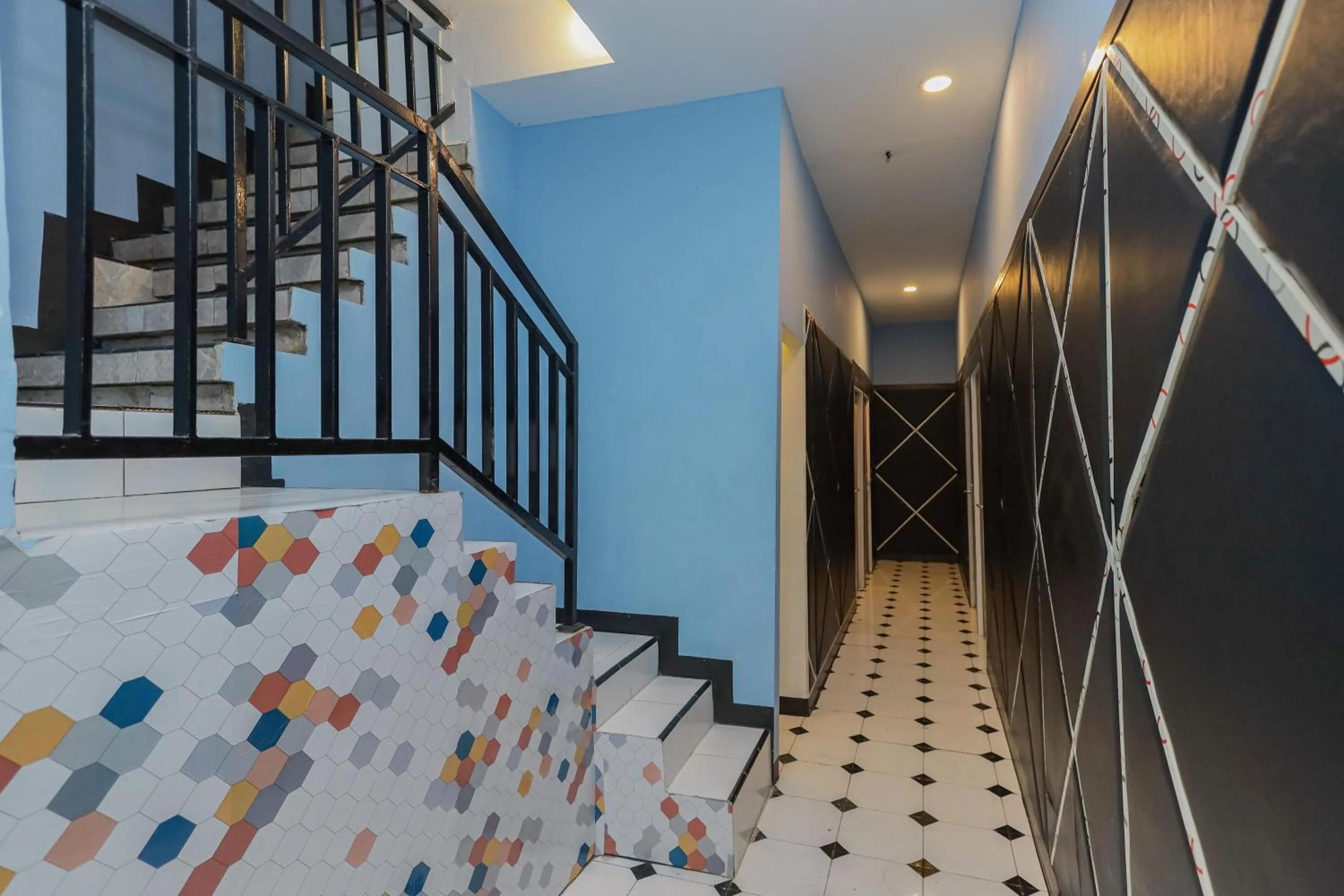 Floor plan in RedDoorz near Mayapada Hospital Surabaya