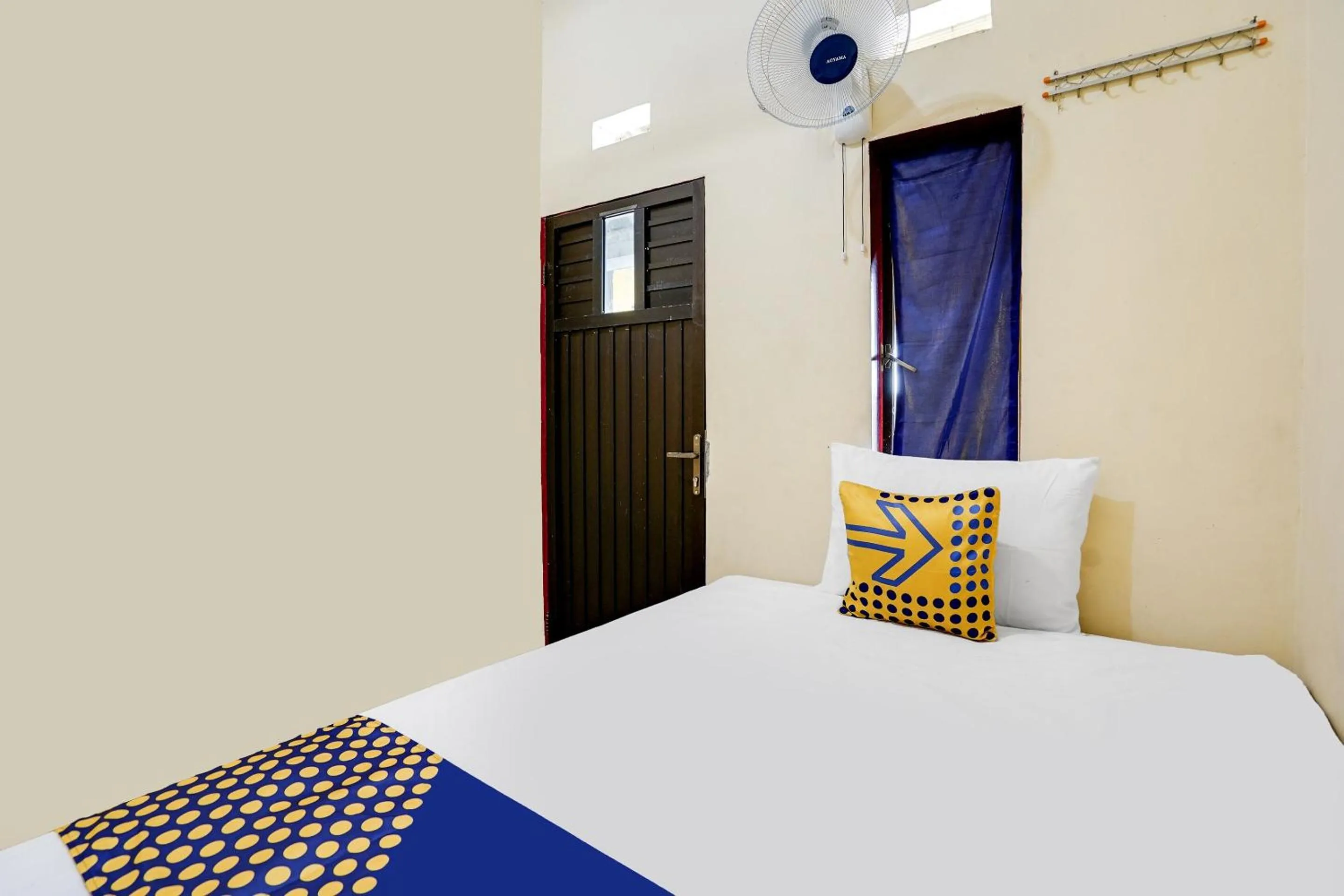 Bedroom, Bed in Hotel O Kost 2 Putra Syariah