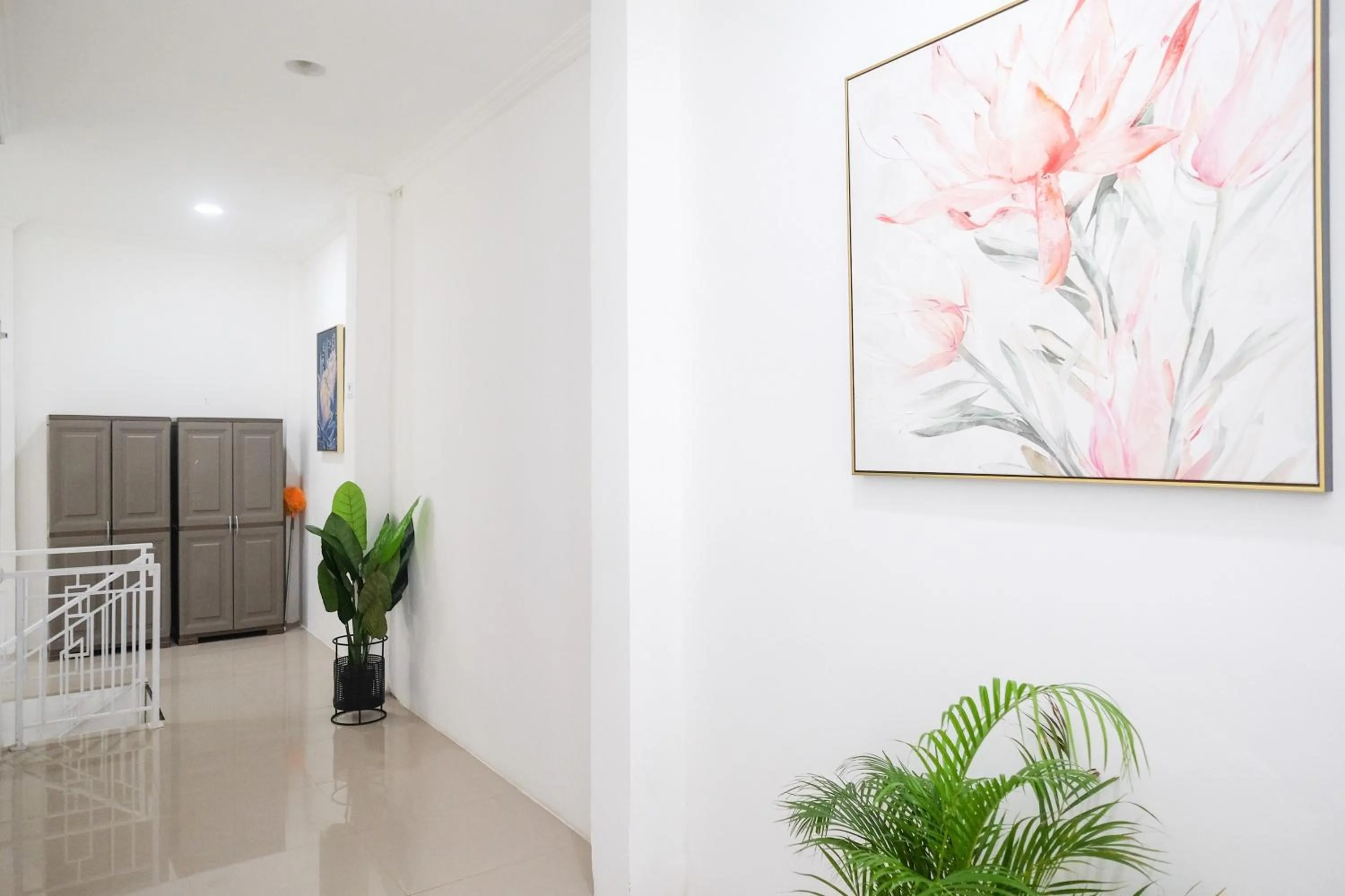 Property building in RedDoorz Plus At Lovina Inn Tonrangeng River Side