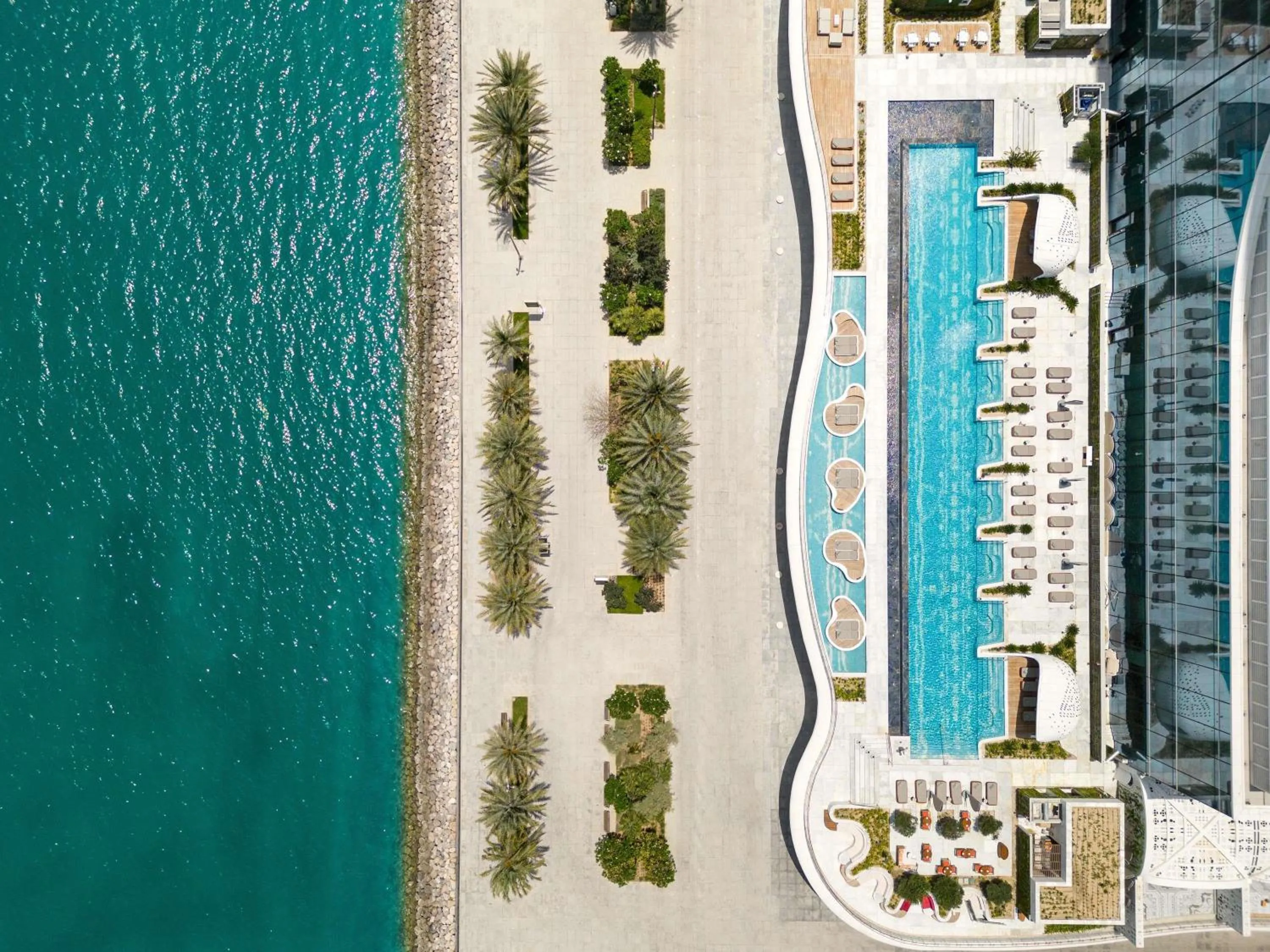 Lounge or bar in Raffles Doha