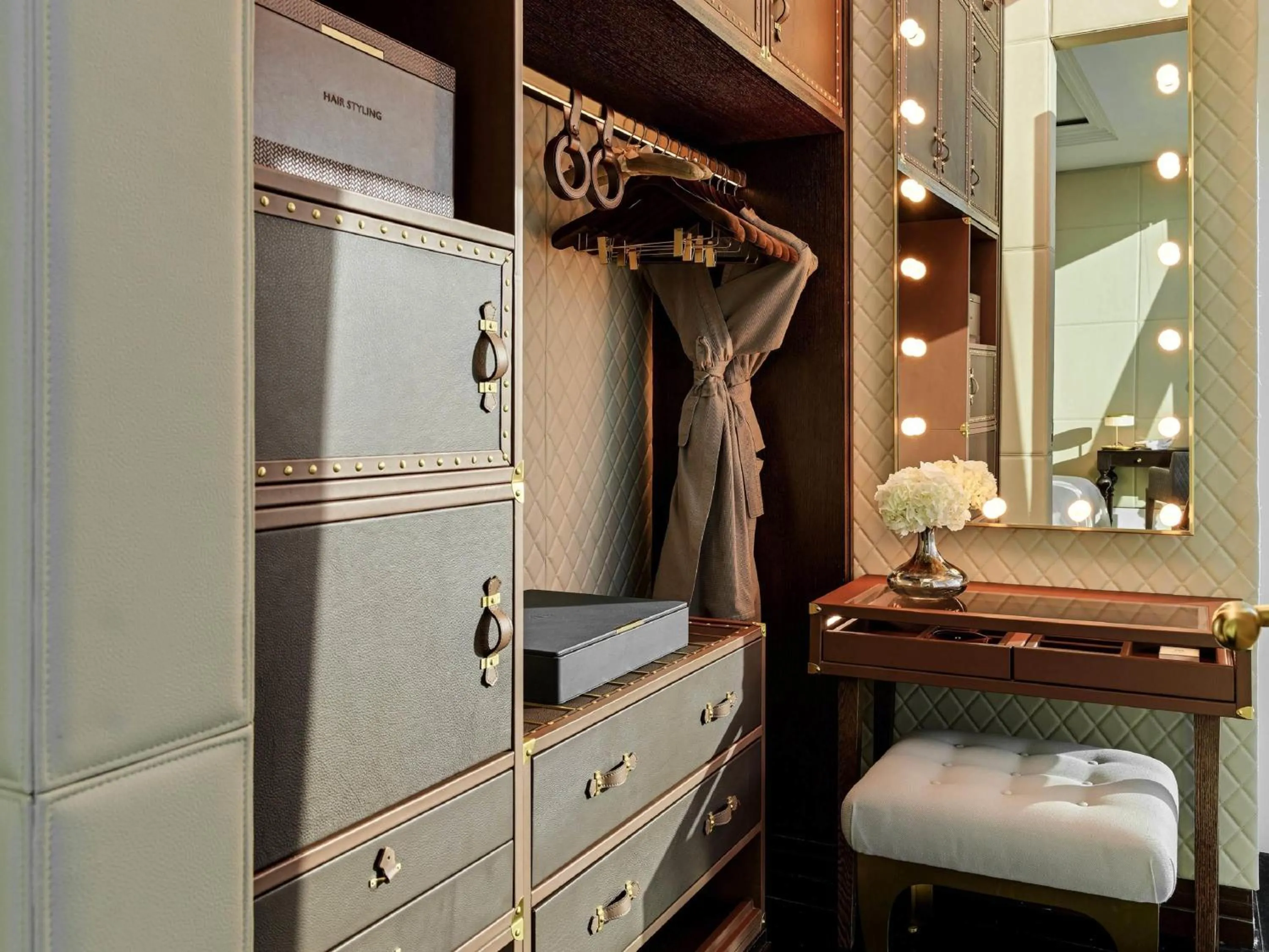 Photo of the whole room in Raffles Doha