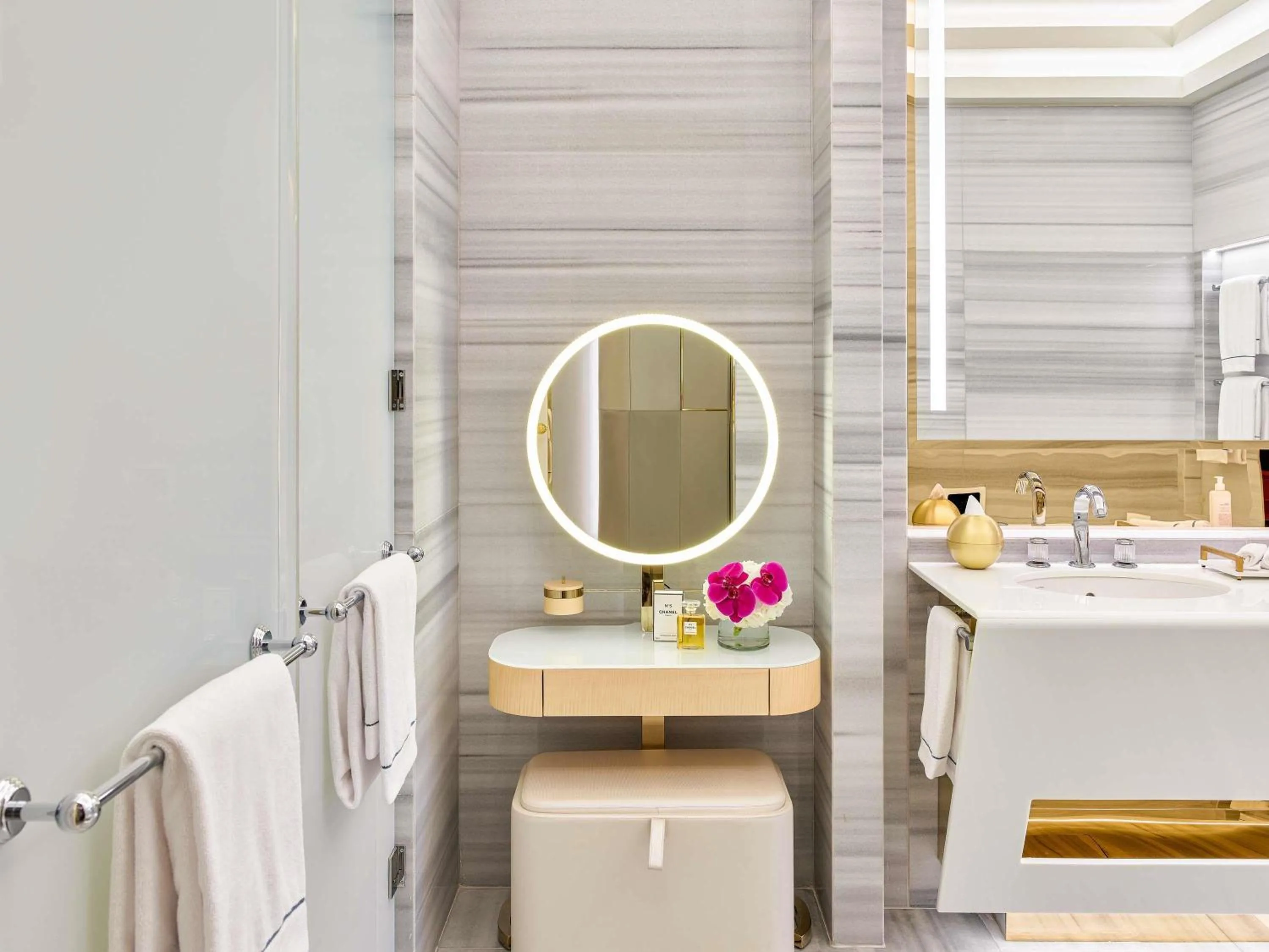 Bedroom in Fairmont Doha