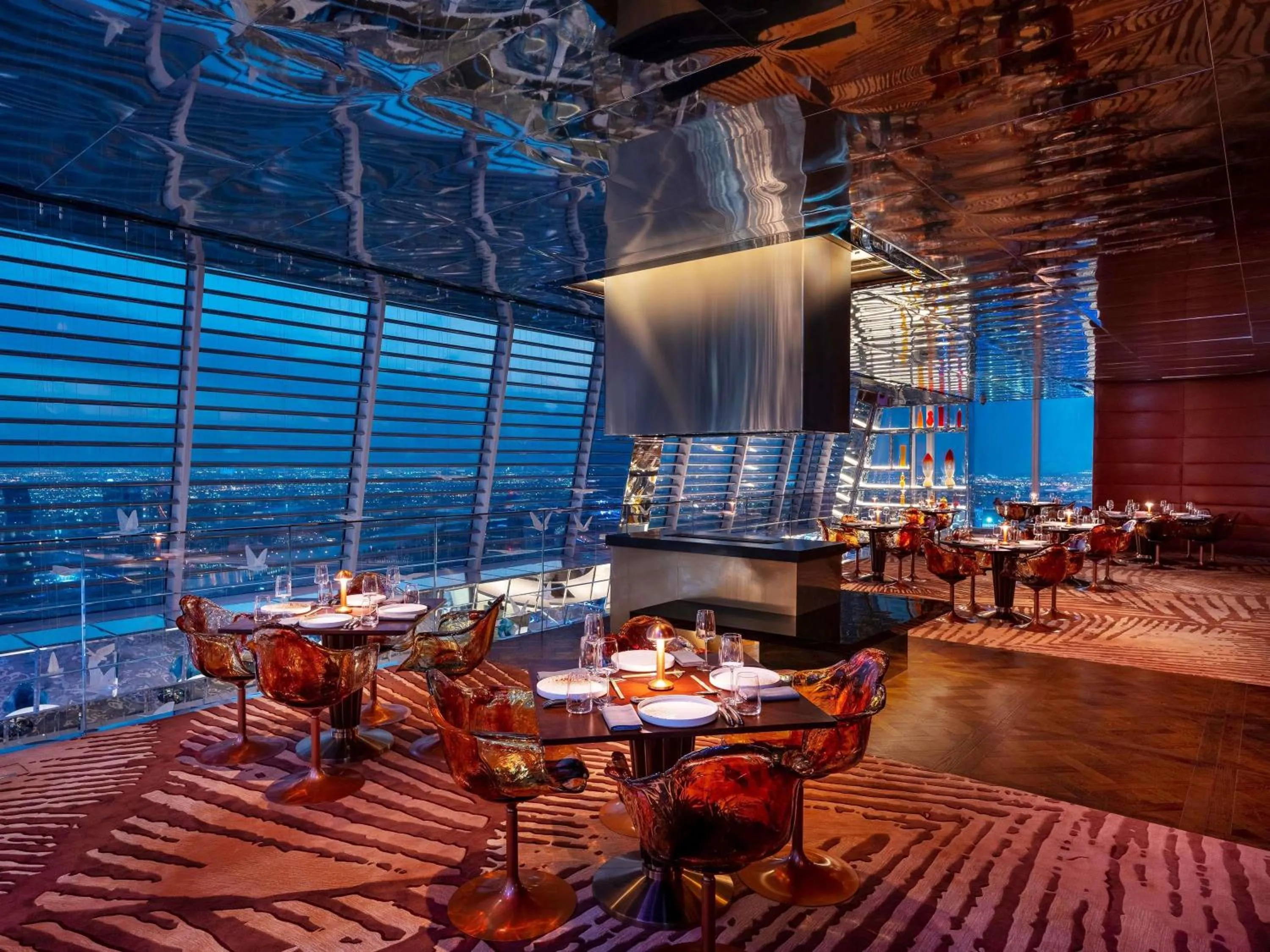 Restaurant/places to eat in Fairmont Doha