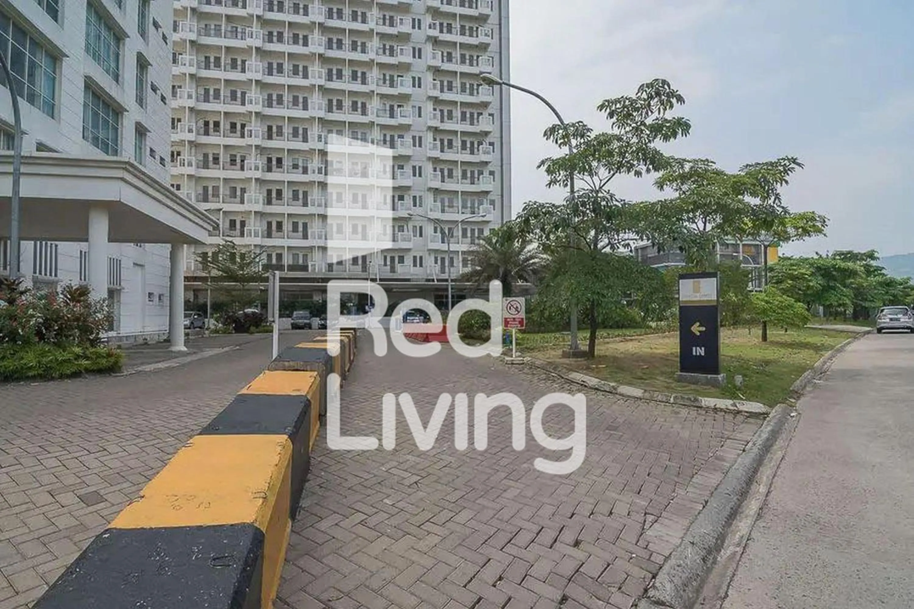 Property building in RedLiving Apartemen Sentul Tower - Skyland