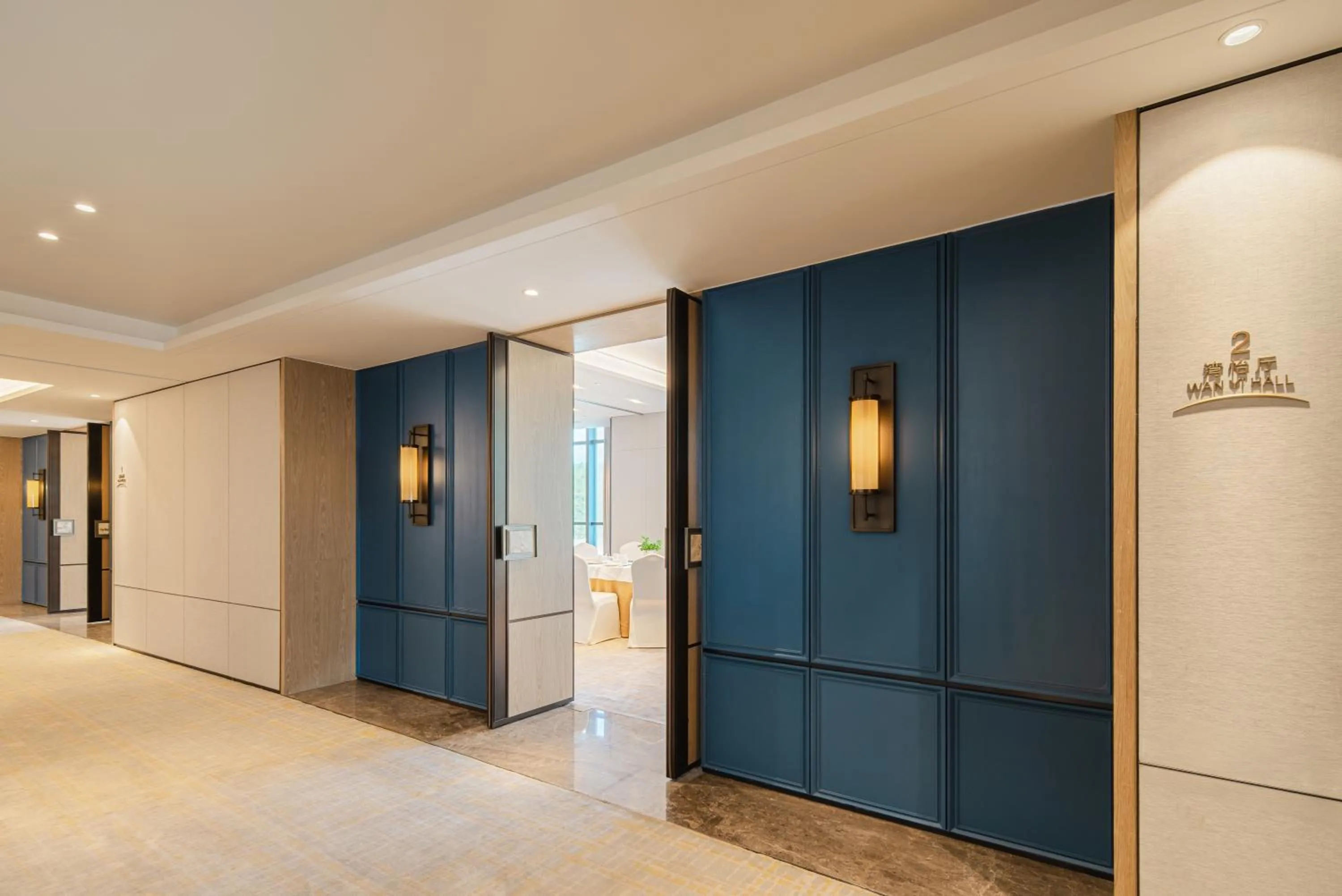 Meeting/conference room in Holiday Inn Zhuhai City Center by IHG