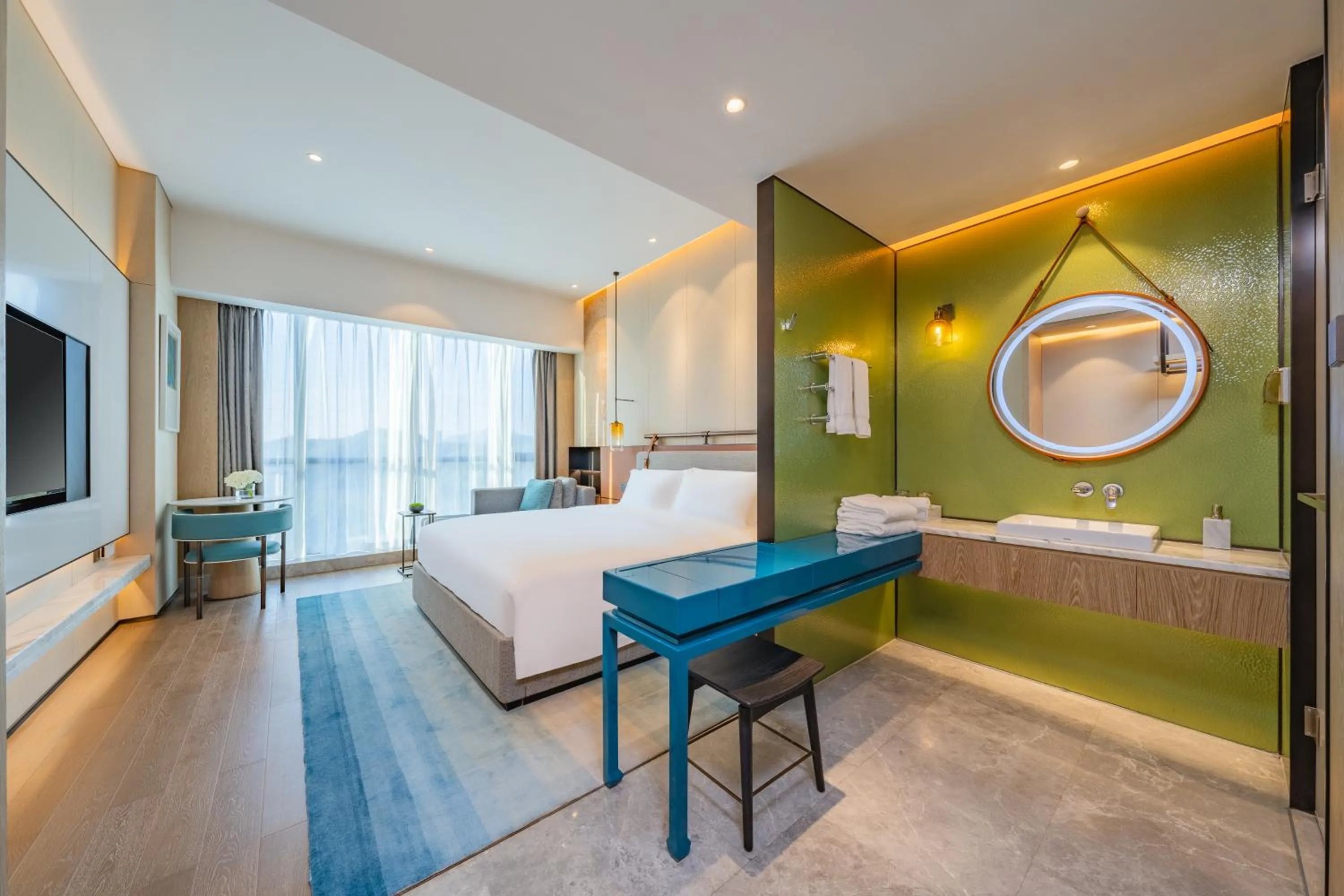 Bed in Holiday Inn Zhuhai City Center by IHG