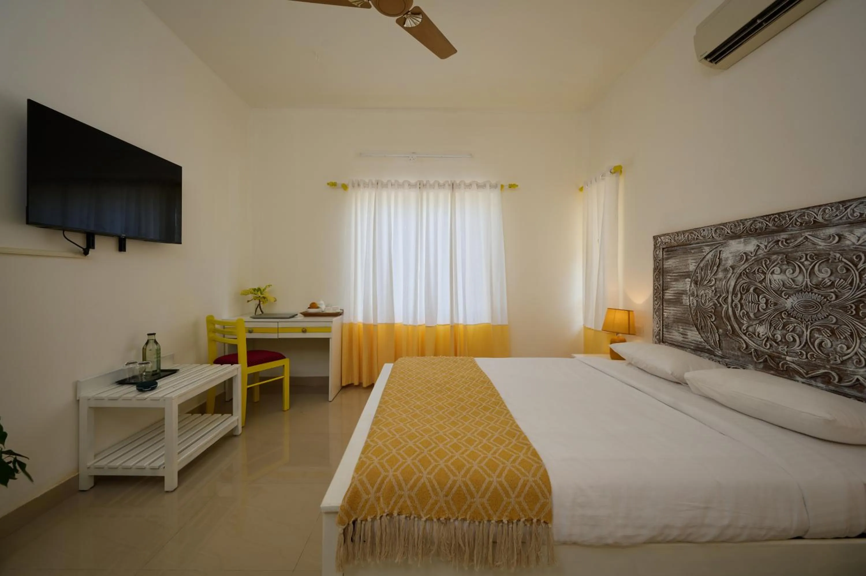 Photo of the whole room, Bed in Seclude by the Lake, Alleppey