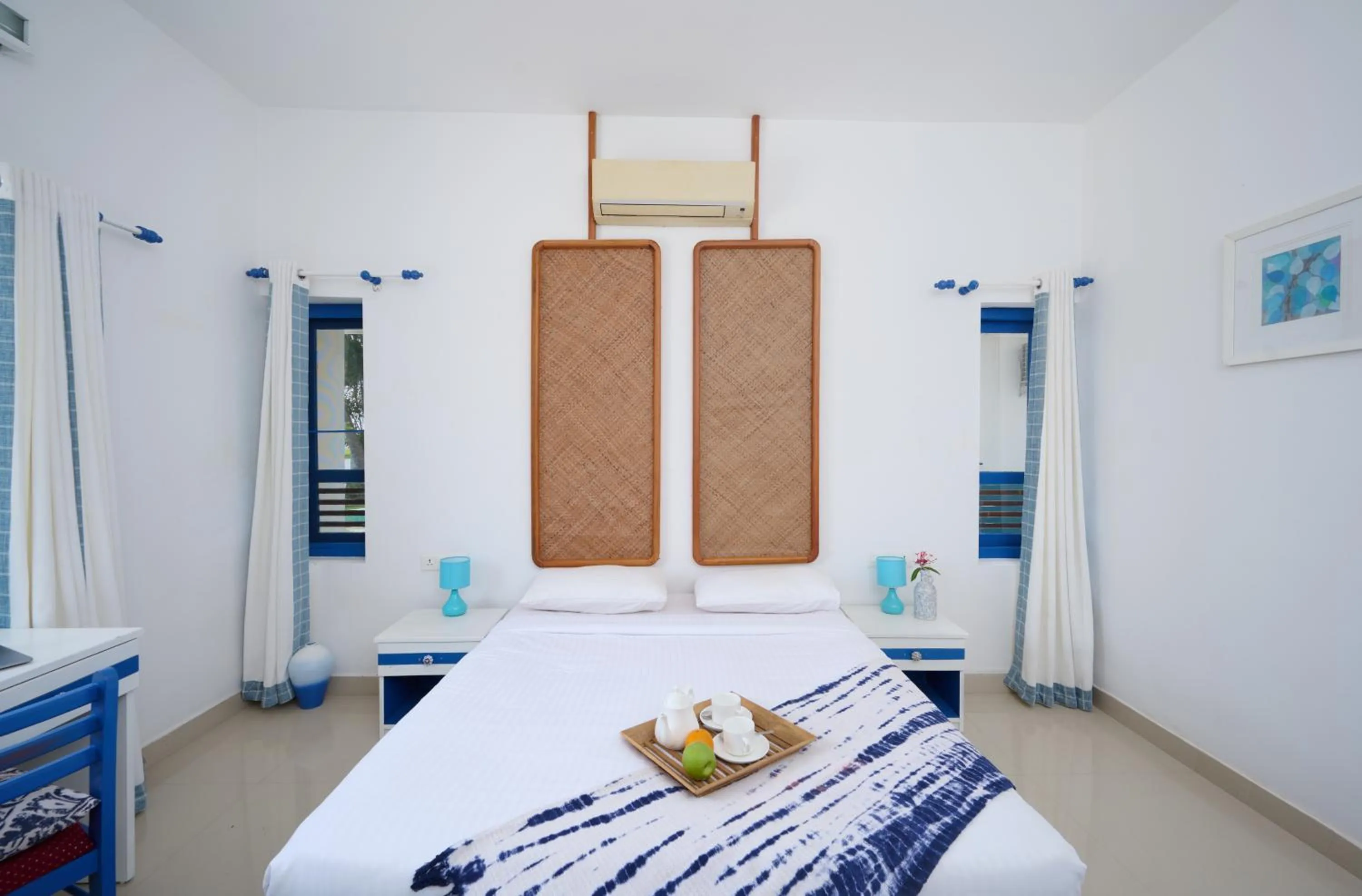 Bed in Seclude by the Lake, Alleppey