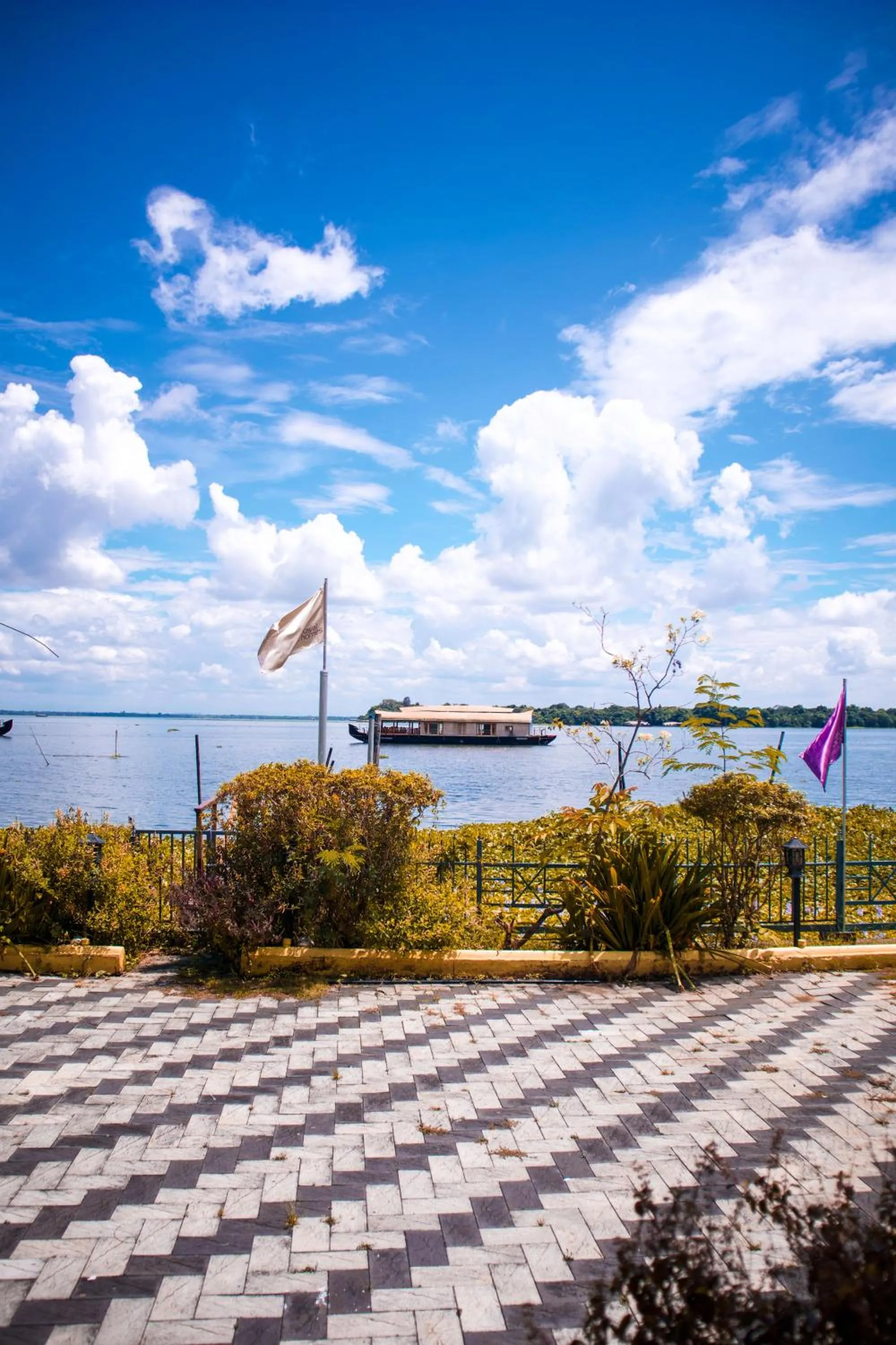 Sea view in Seclude by the Lake, Alleppey