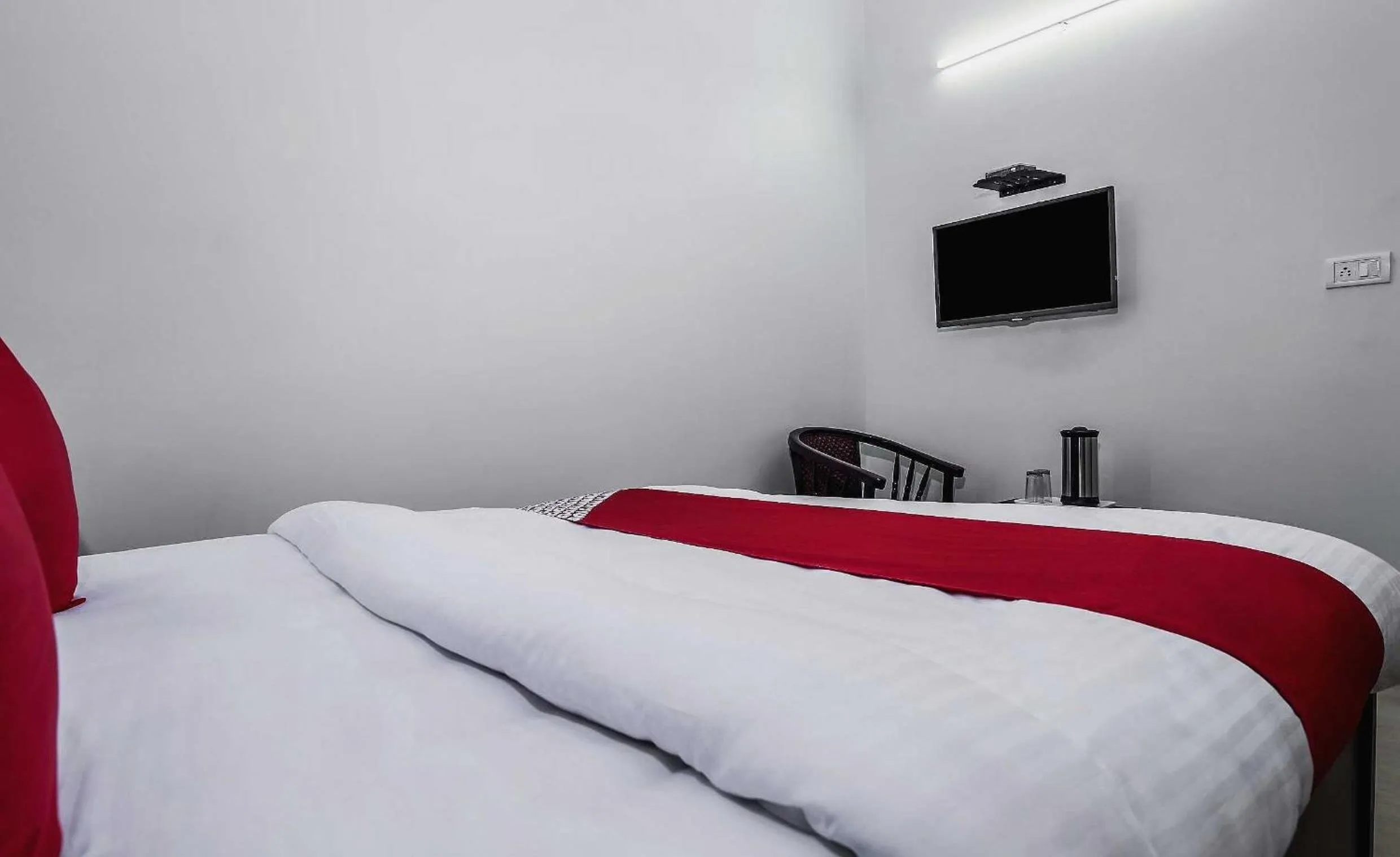 Bedroom, Bed in Silver Inn-2 Agarwal Farm Mansarovar