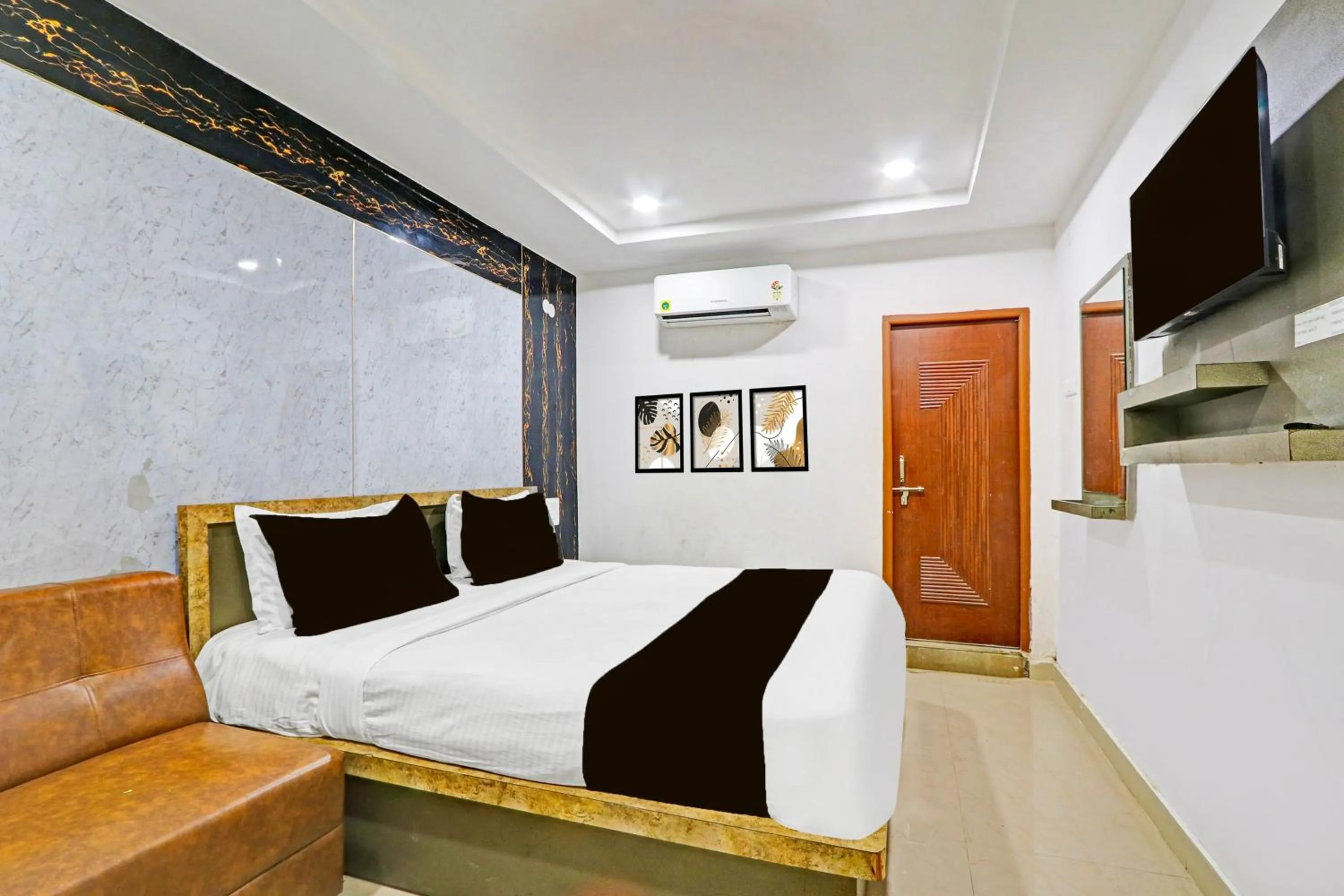 Bedroom in Collection O Warangal Railway Station