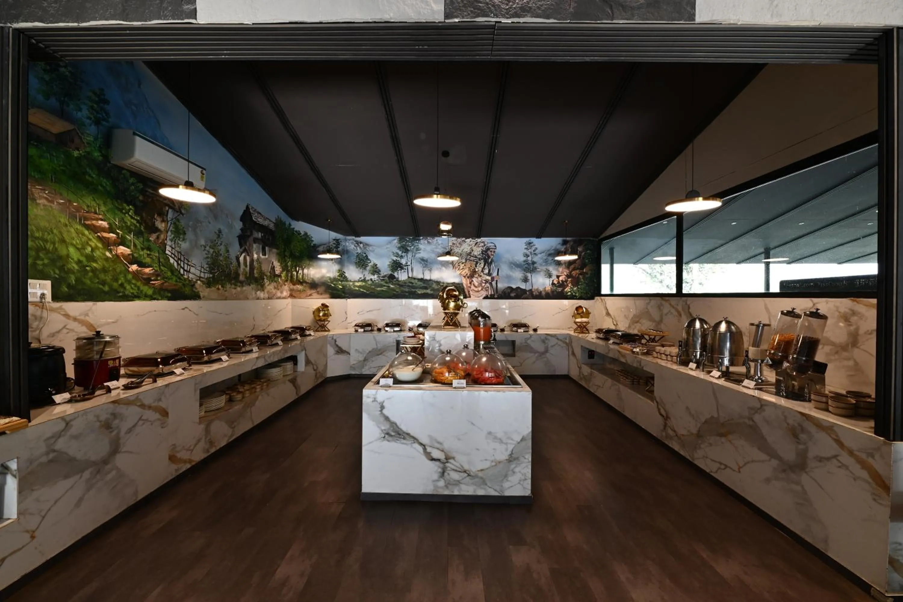 Restaurant/places to eat in WelcomHeritage Tarangi Ramganga Resort