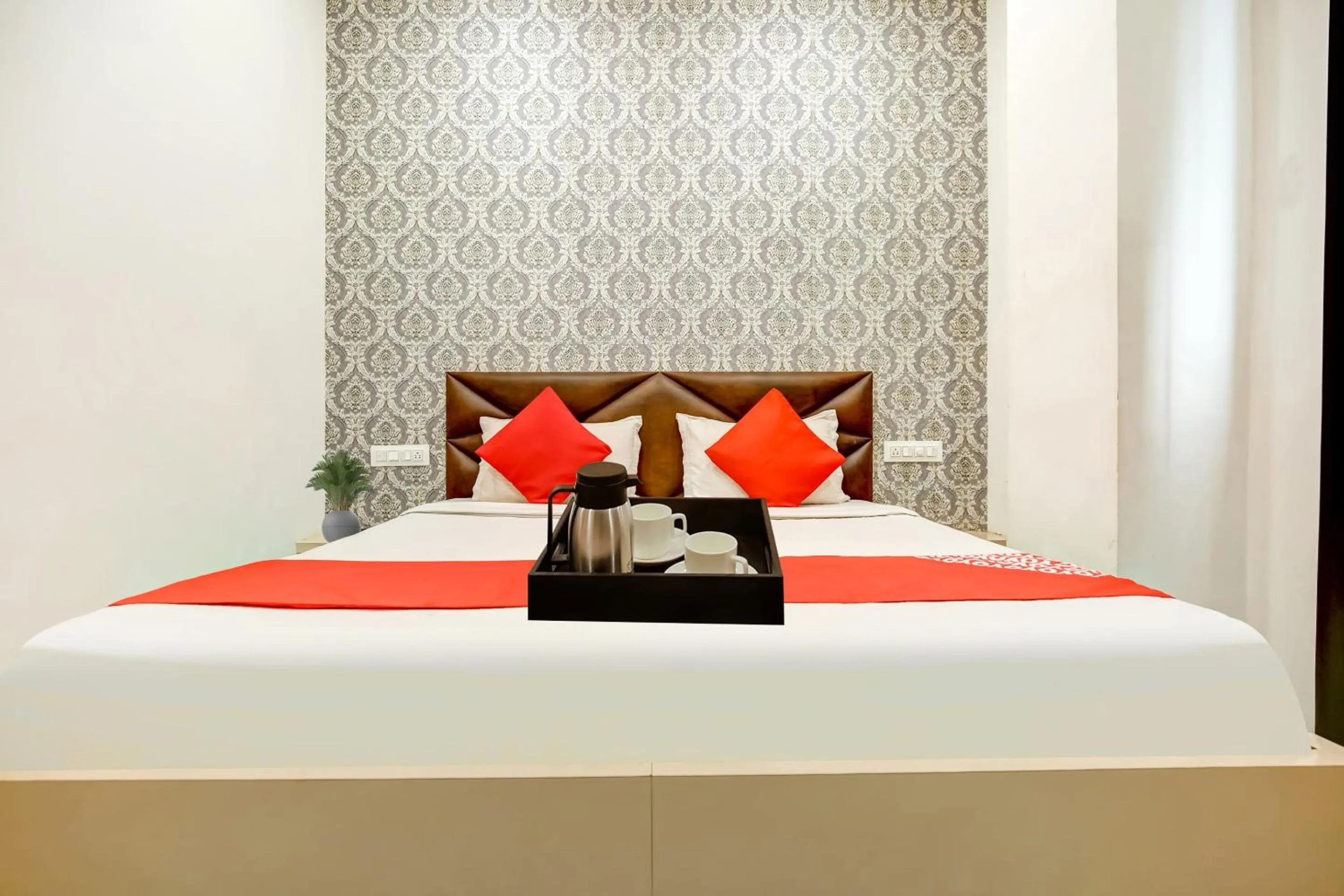 Bedroom in Hotel O Jo Jo