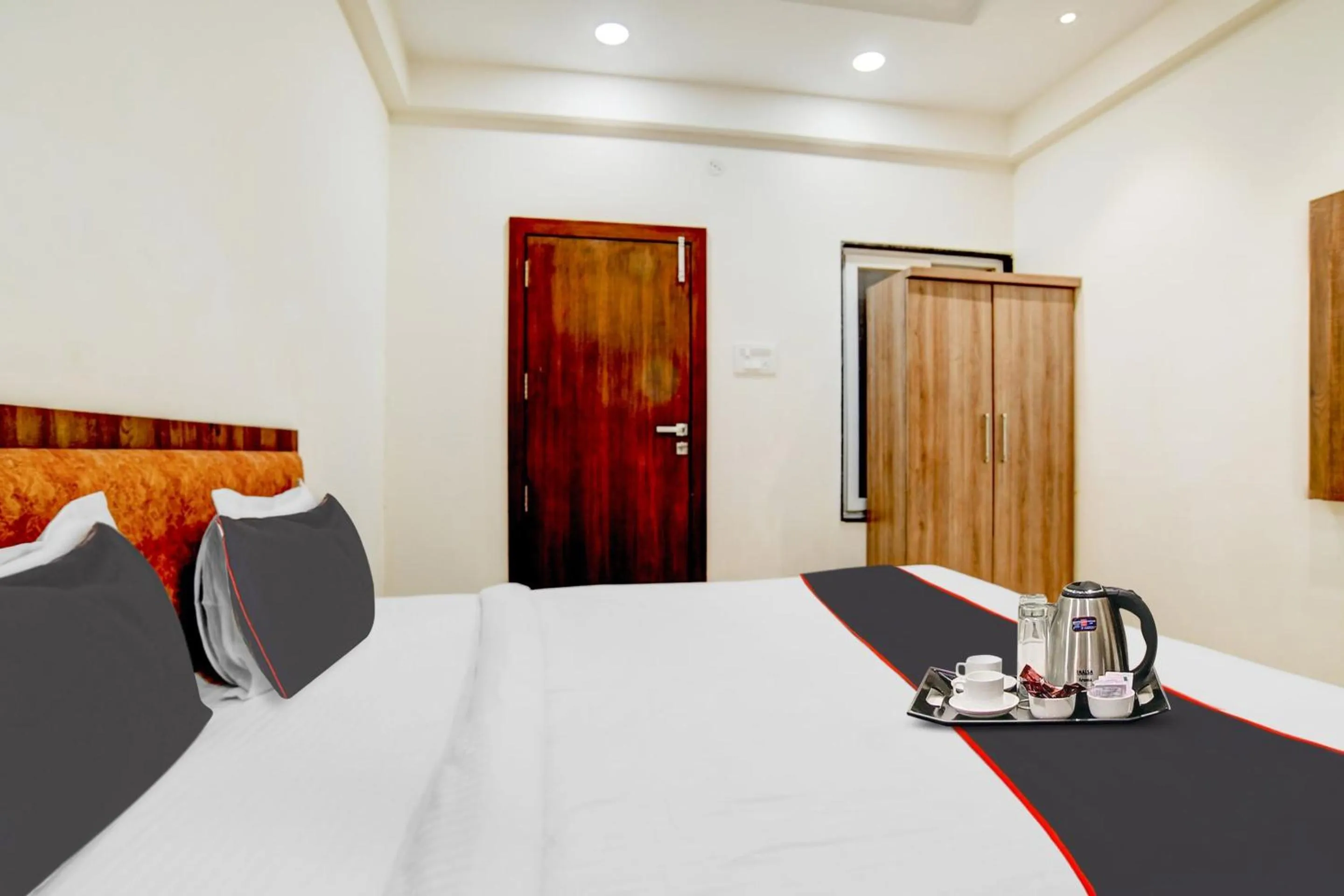 Bedroom in Collection O Task