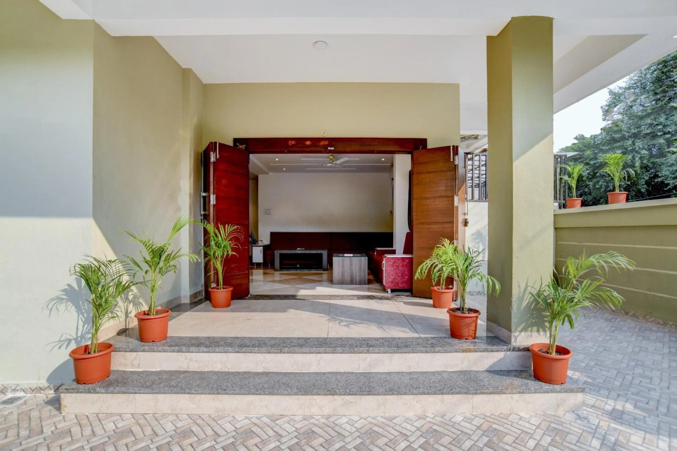 Lobby or reception in Collection O Task