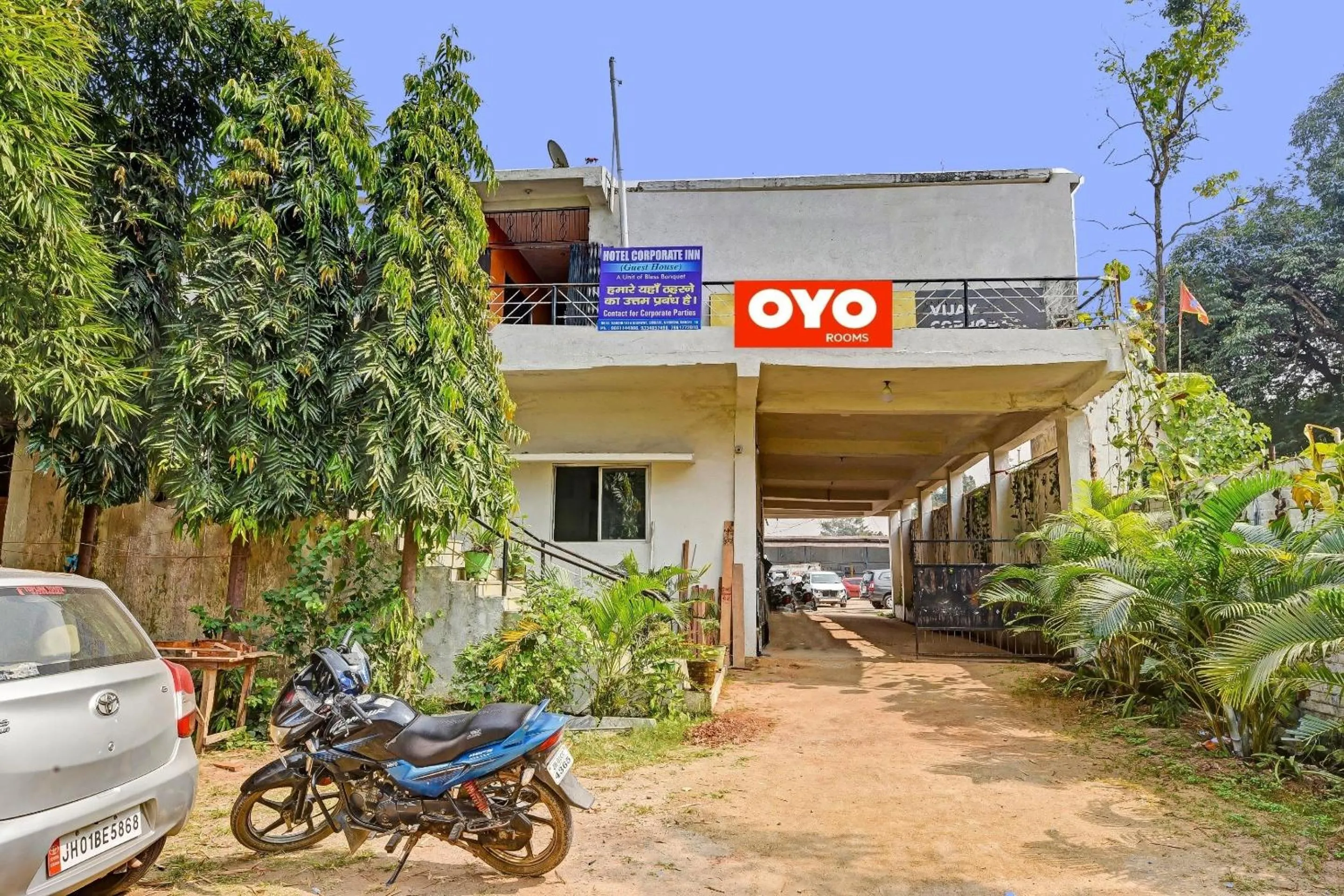 Facade/entrance in Hotel O Corporate Inn