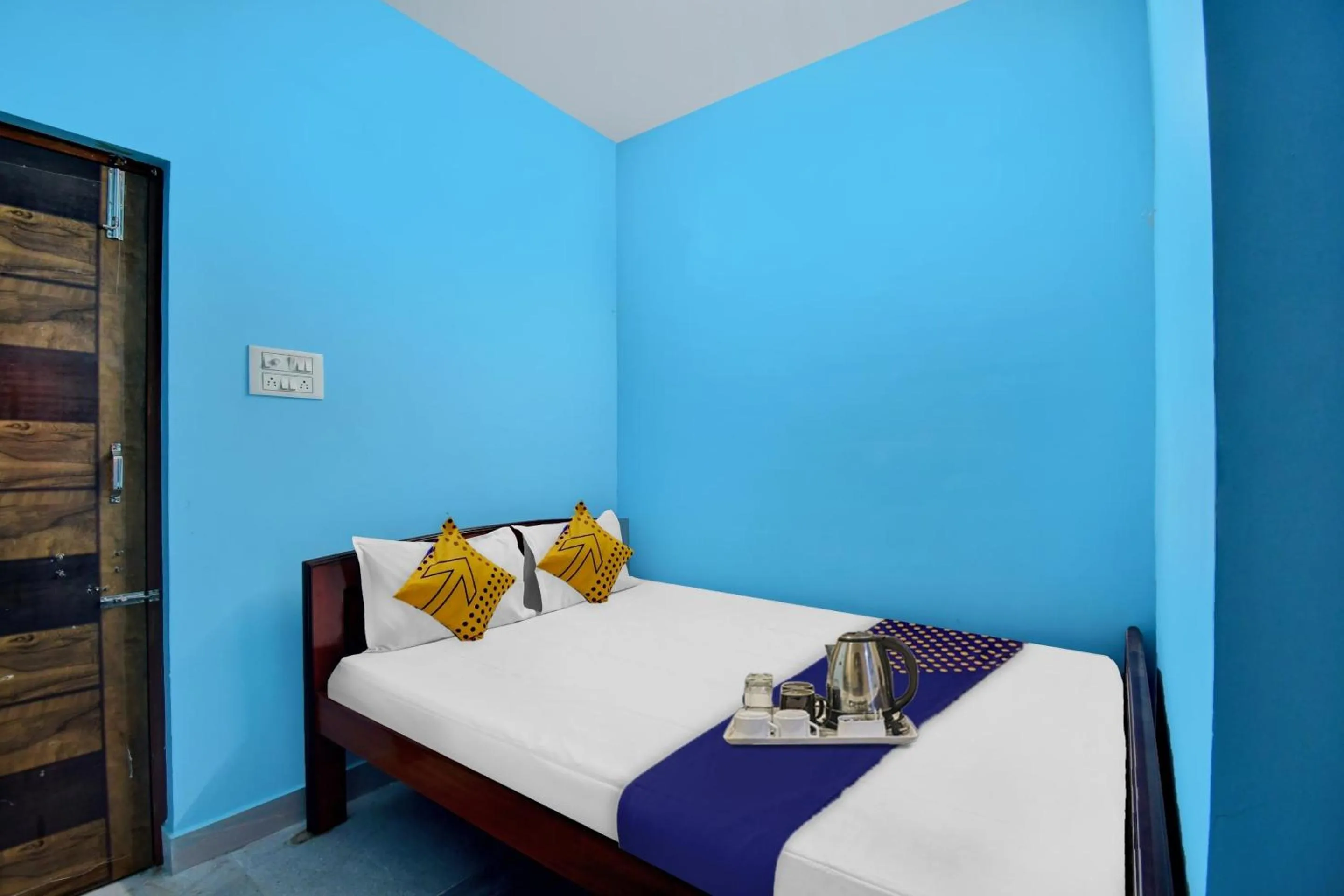 Bedroom, Bed in Hotel O Singh Guest House