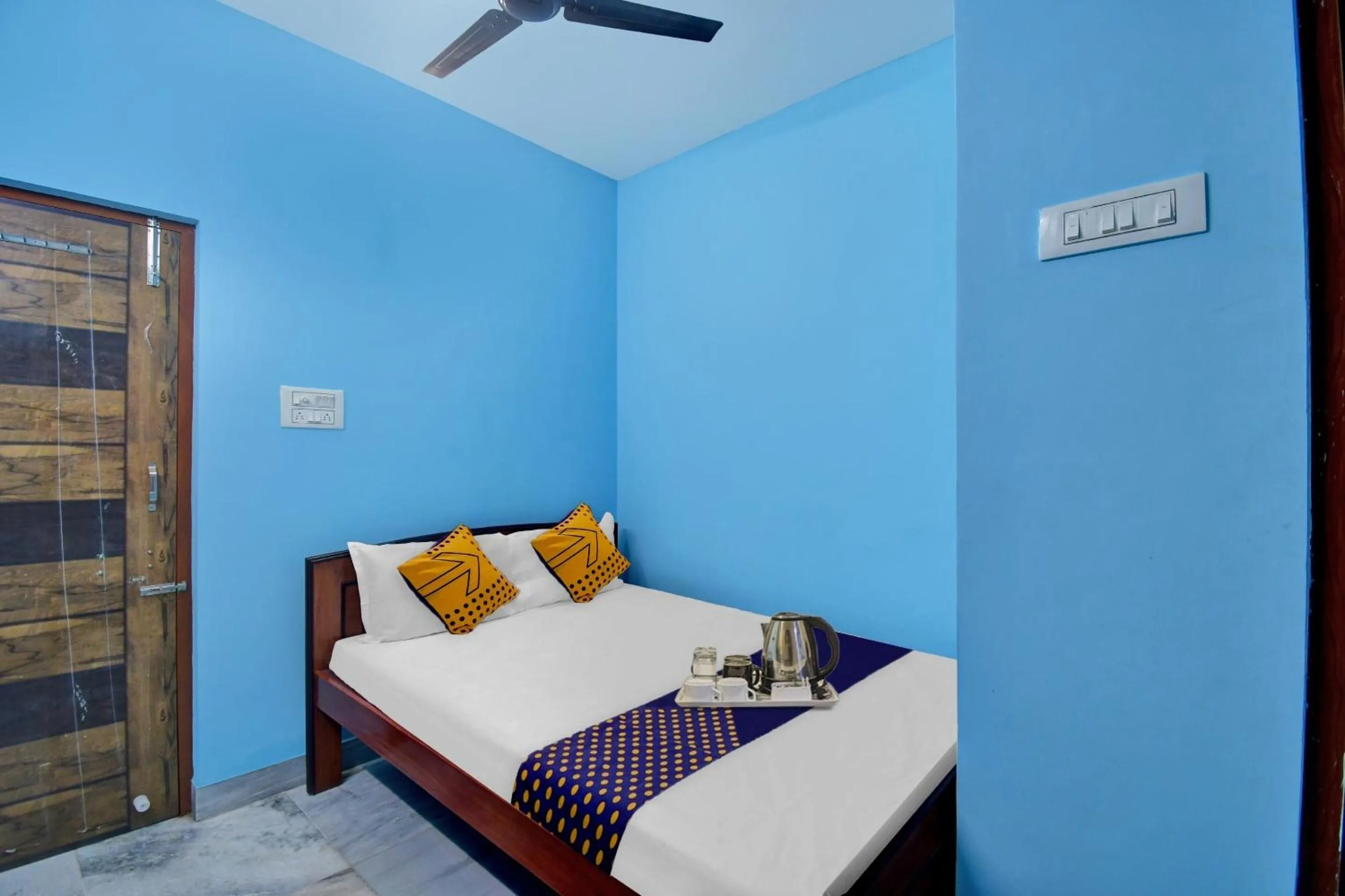 Bedroom, Bed in Hotel O Singh Guest House