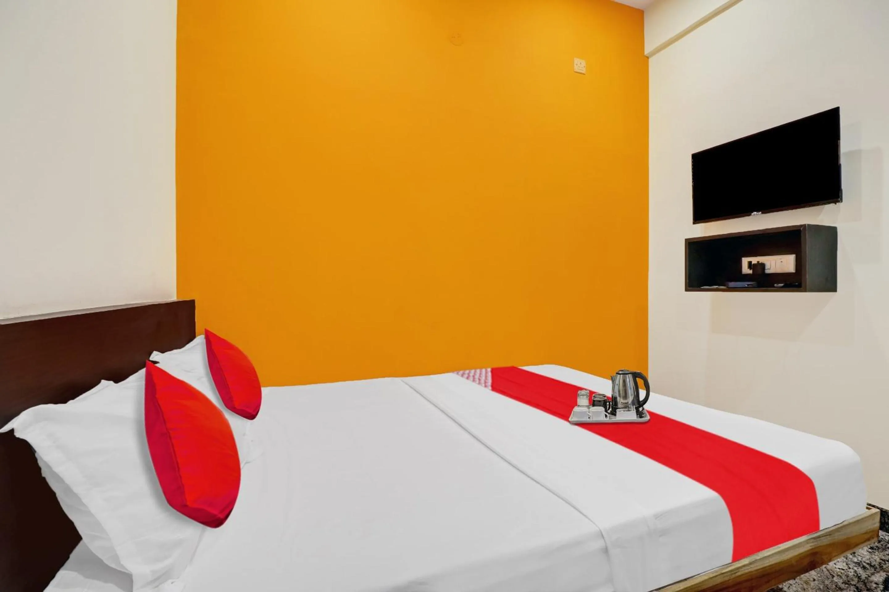 Bedroom, Bed in Hotel O SAPTHAGIRI RESIDENCY