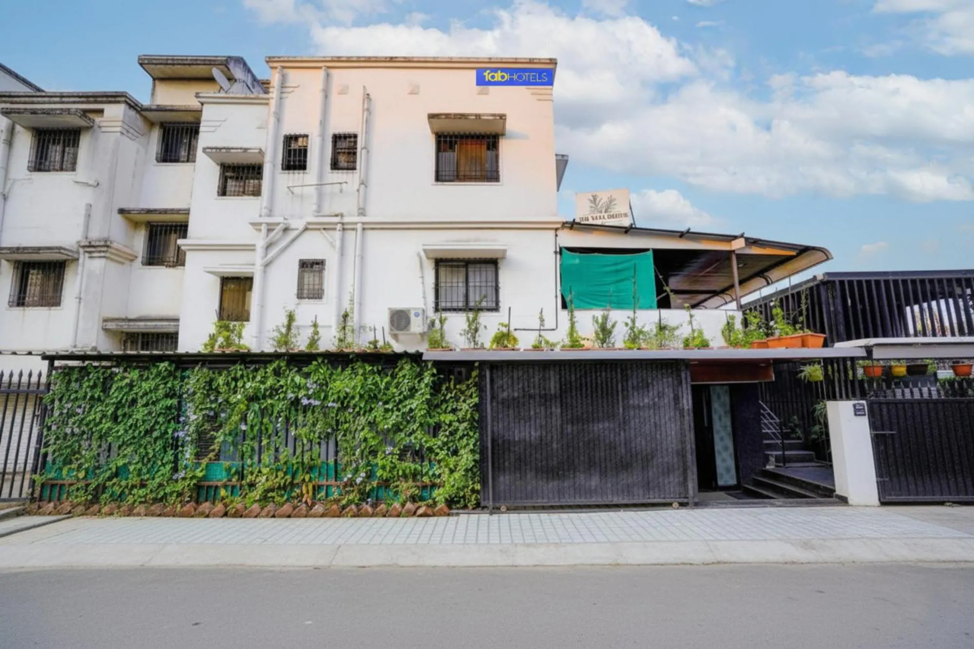 Breakfast in FabHotel Viva House - Talegaon