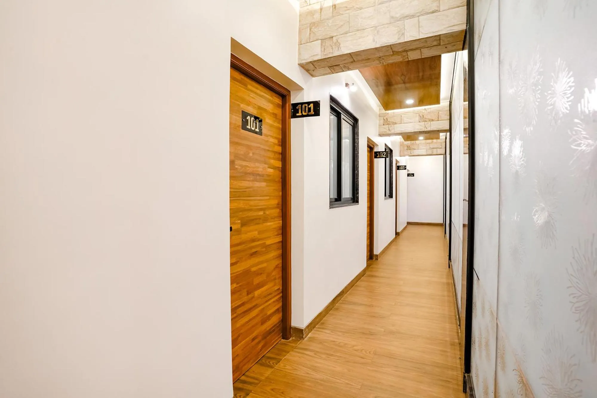 Lobby or reception in FabHotel Viva House - Talegaon