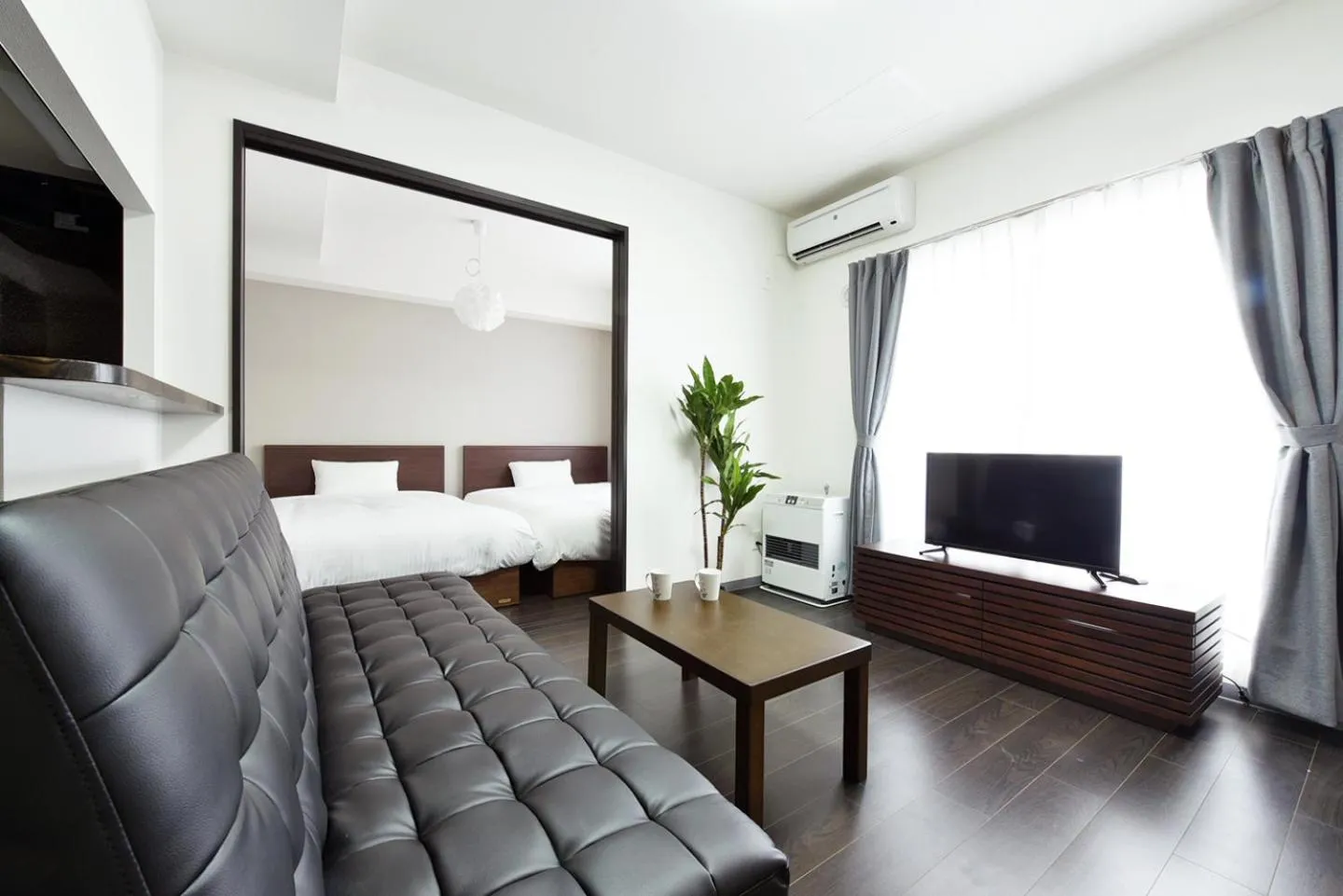 TV and multimedia, Bed in Sun Court Maruyama Garden Hills