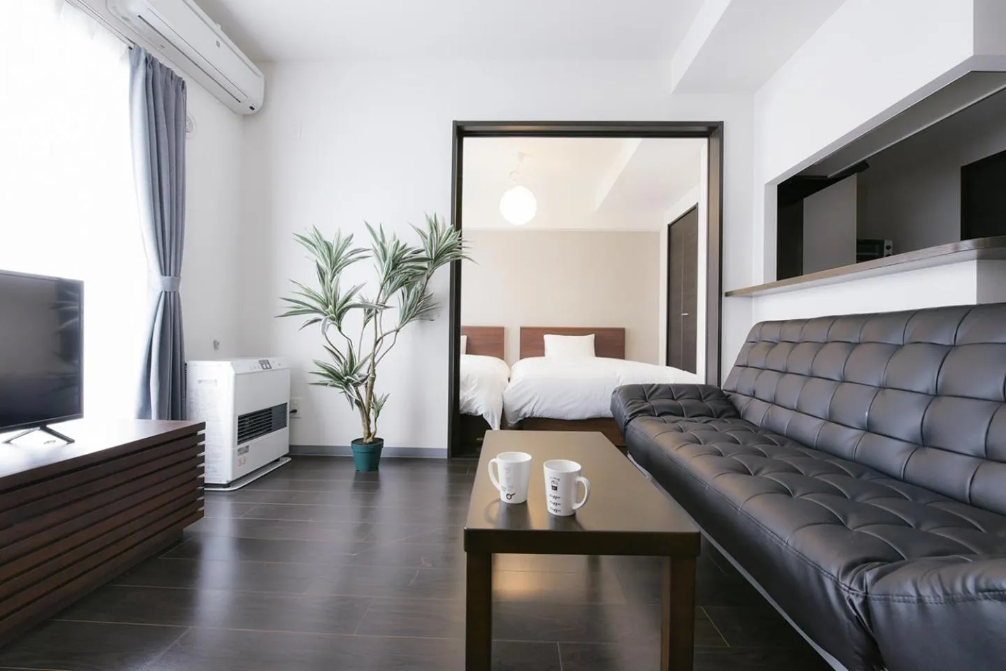 Dining area in Sun Court Maruyama Garden Hills