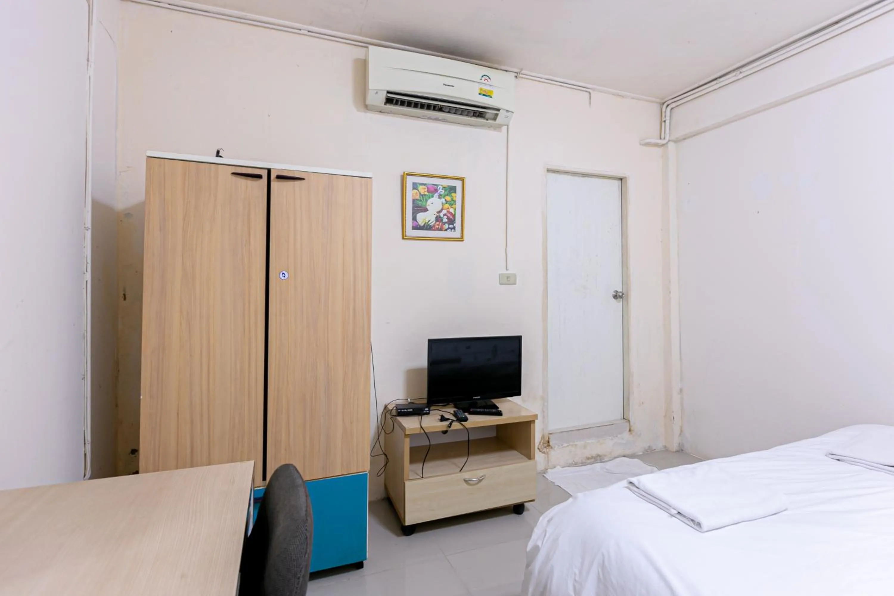 Bed in Freesia Saladaeng Silom Apartments