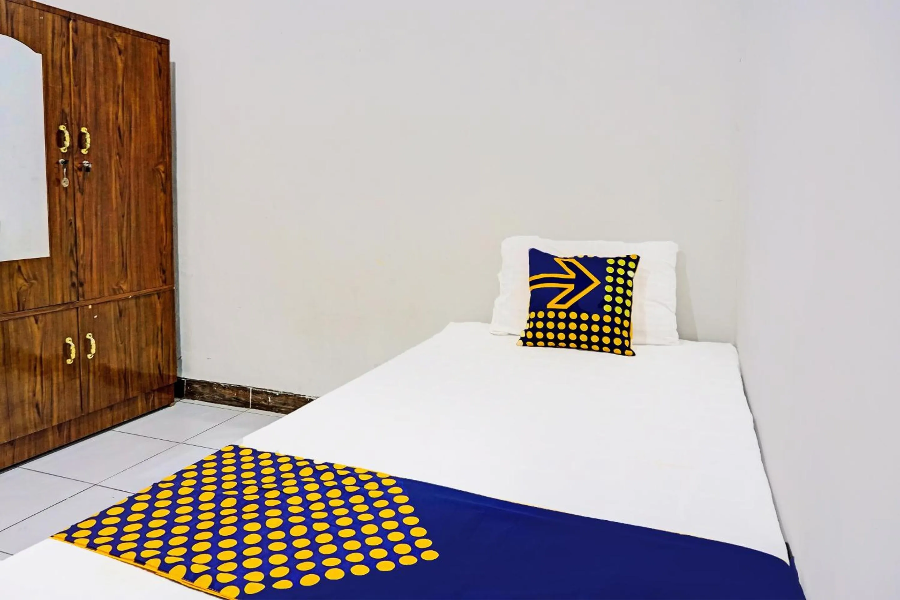 Bedroom, Bed in OYO Life 91896 Kost Bu Dewi Syariah