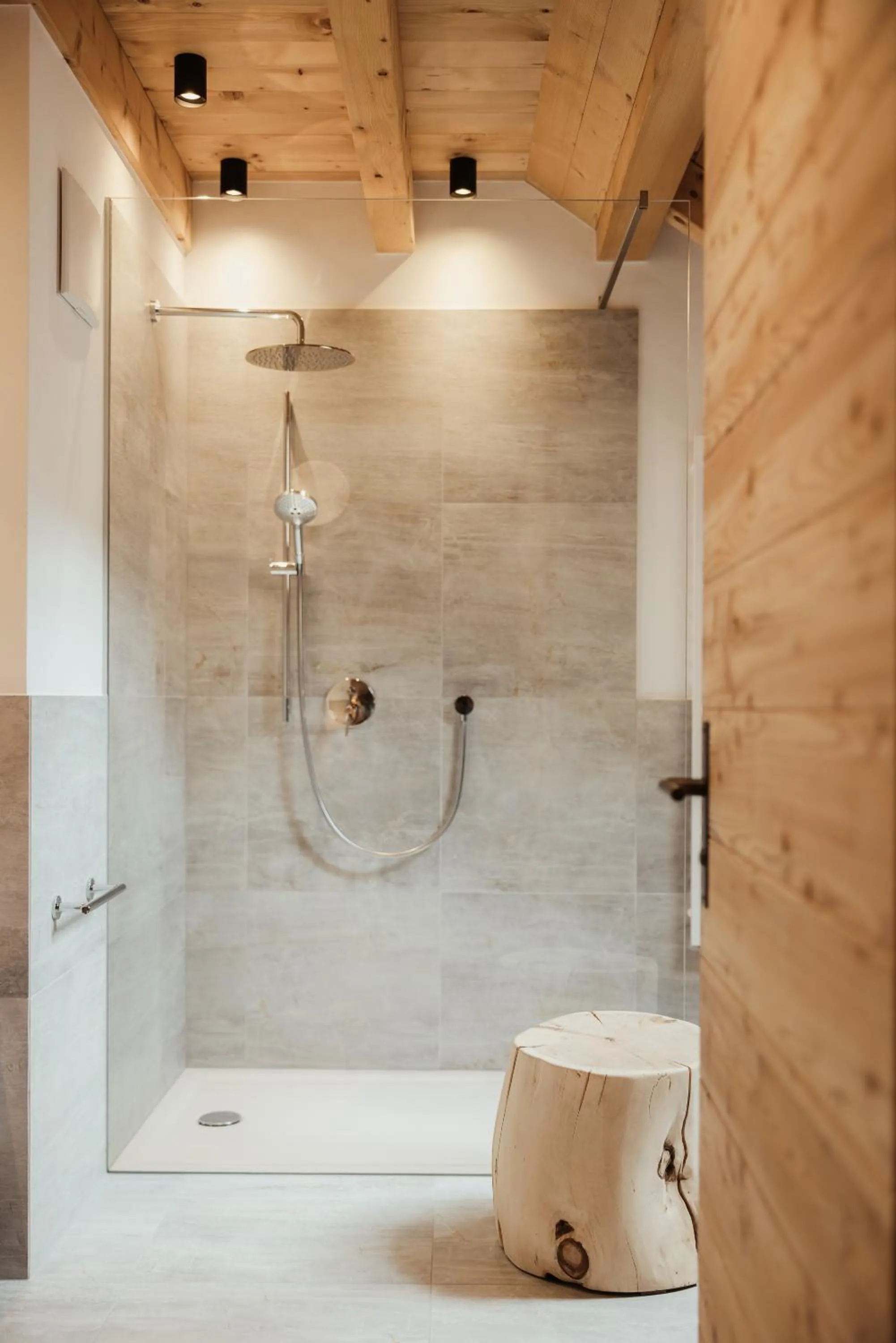 Shower in Halbwöhrerhof