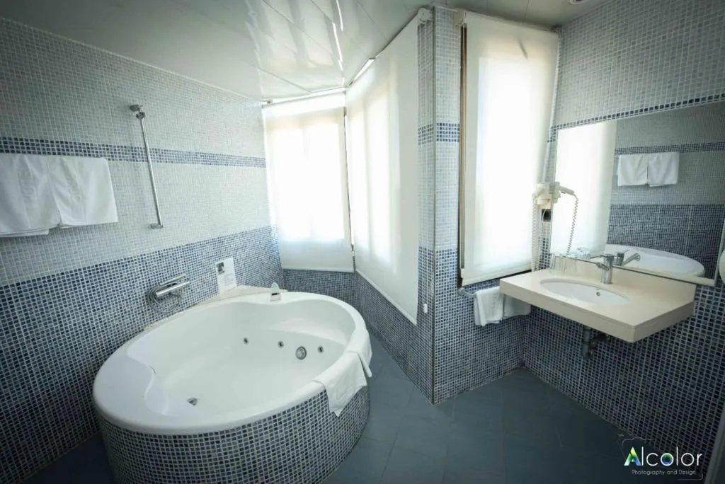 Bathroom in Hotel Bruc