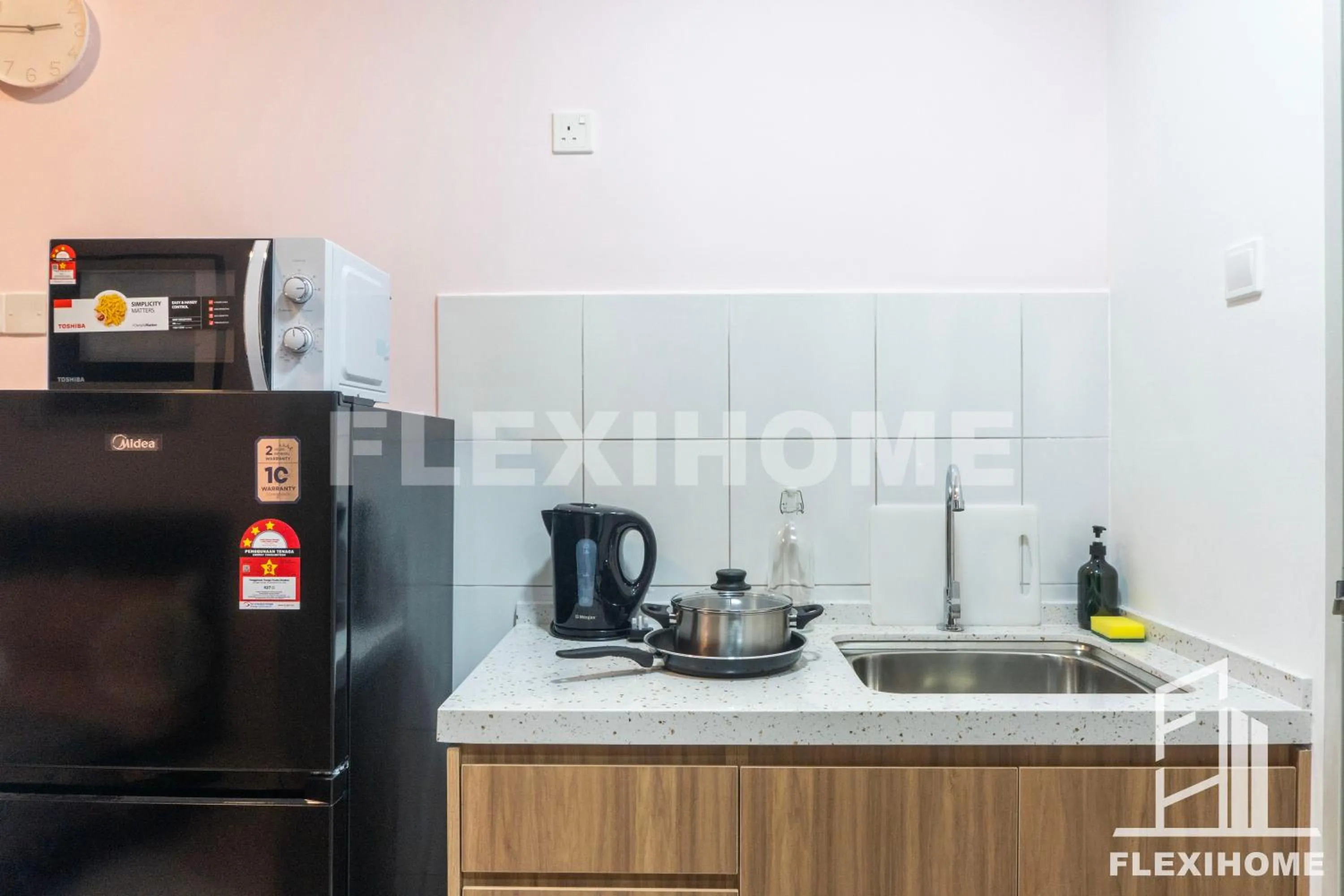 Kitchen or kitchenette in KLIA, KLIA2, Horizon Suites Sepang, Designed Studio, by Flexihome-MY