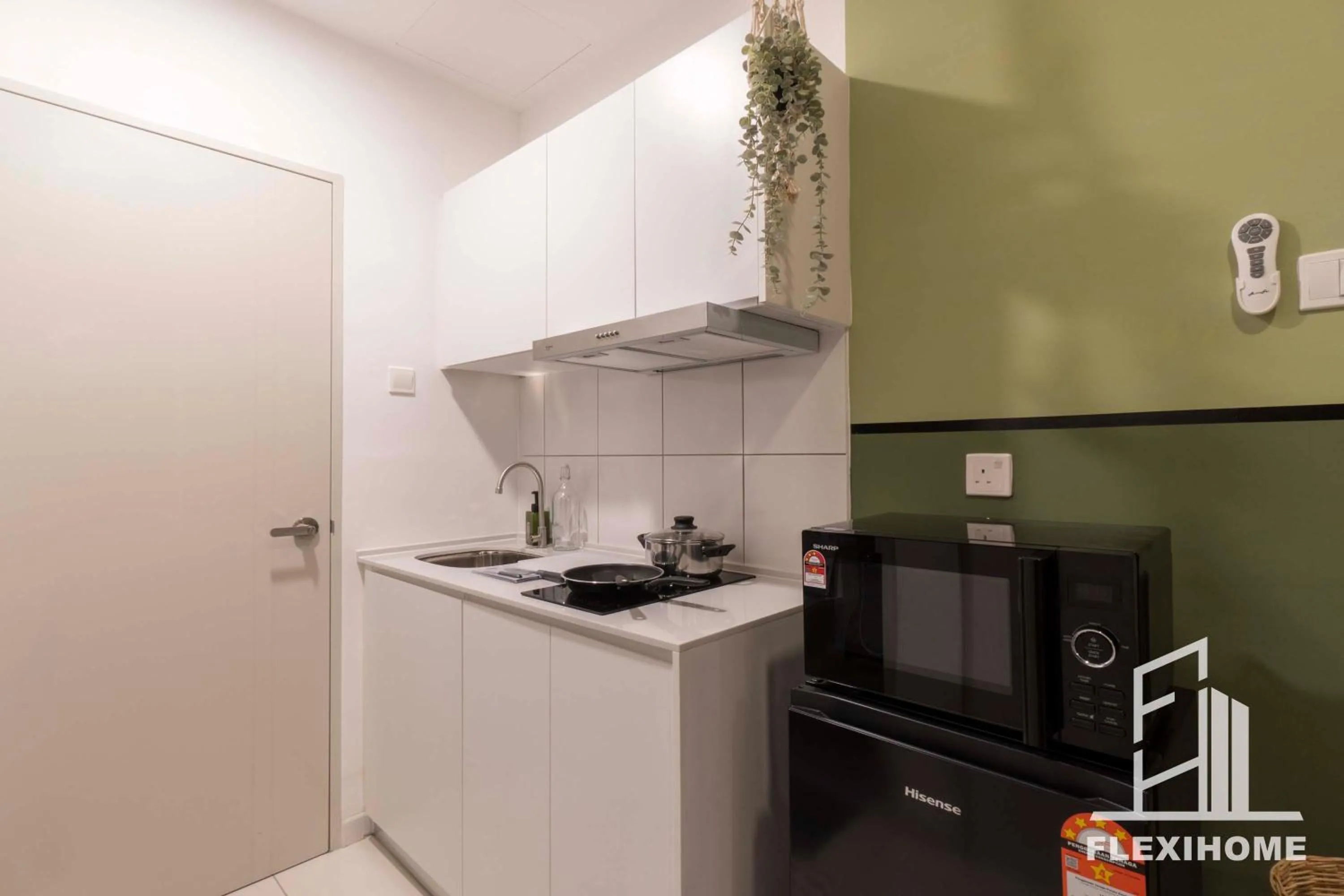 Kitchen or kitchenette in KLIA, KLIA2, Horizon Suites Sepang, Designed Studio, by Flexihome-MY
