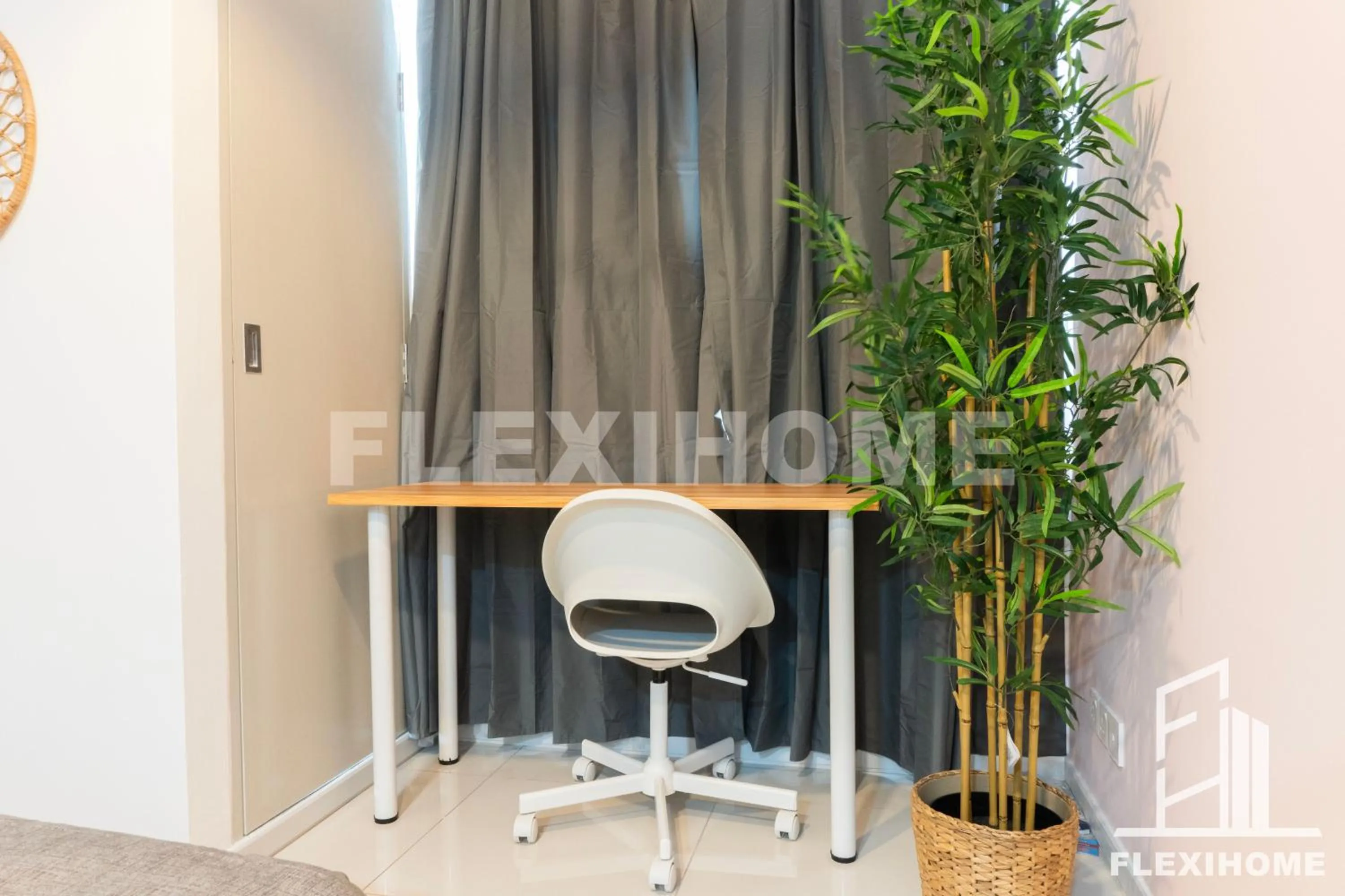 Living room in KLIA, KLIA2, Horizon Suites Sepang, Designed Studio, by Flexihome-MY