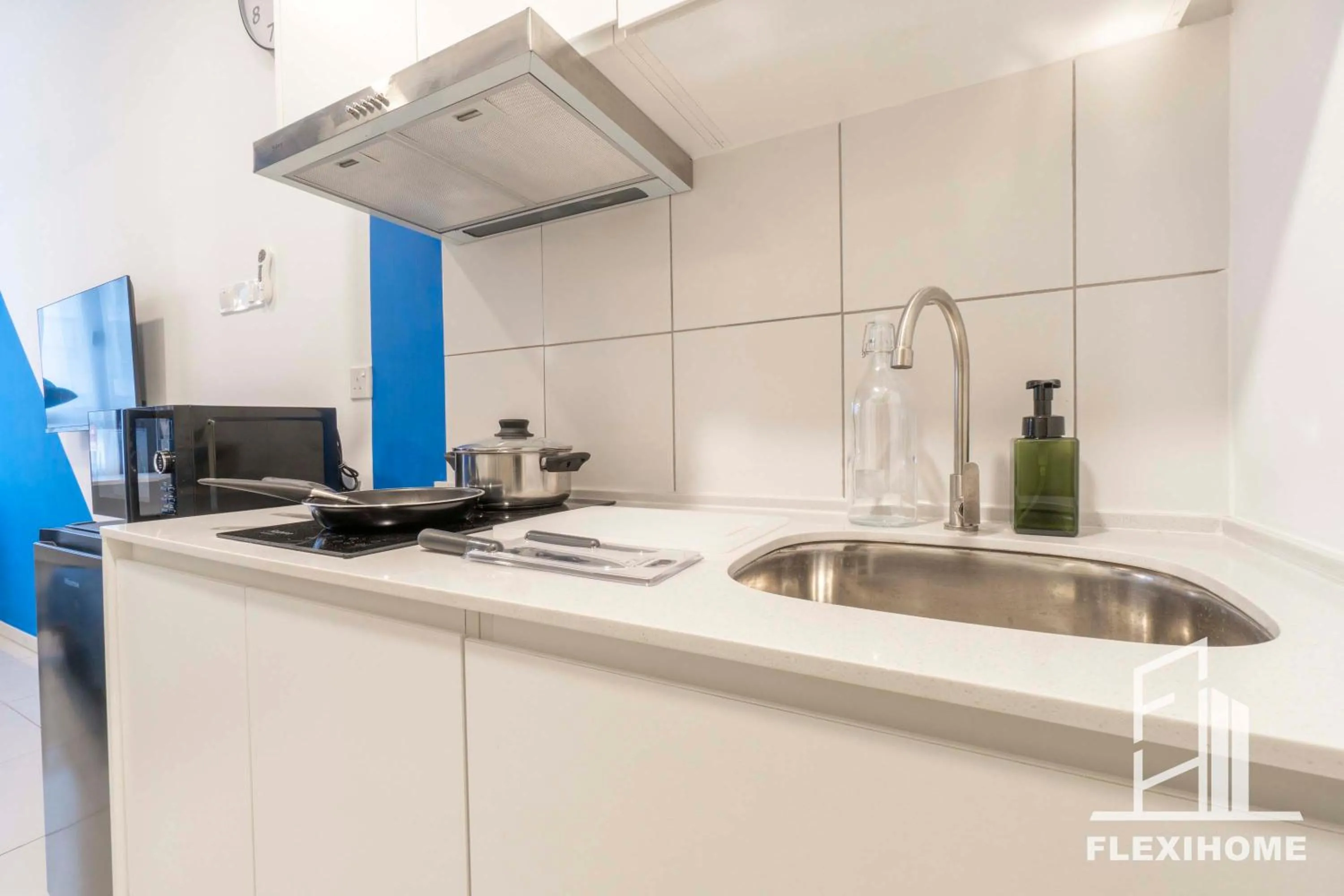 Kitchen or kitchenette in KLIA, KLIA2, Horizon Suites Sepang, Designed Studio, by Flexihome-MY