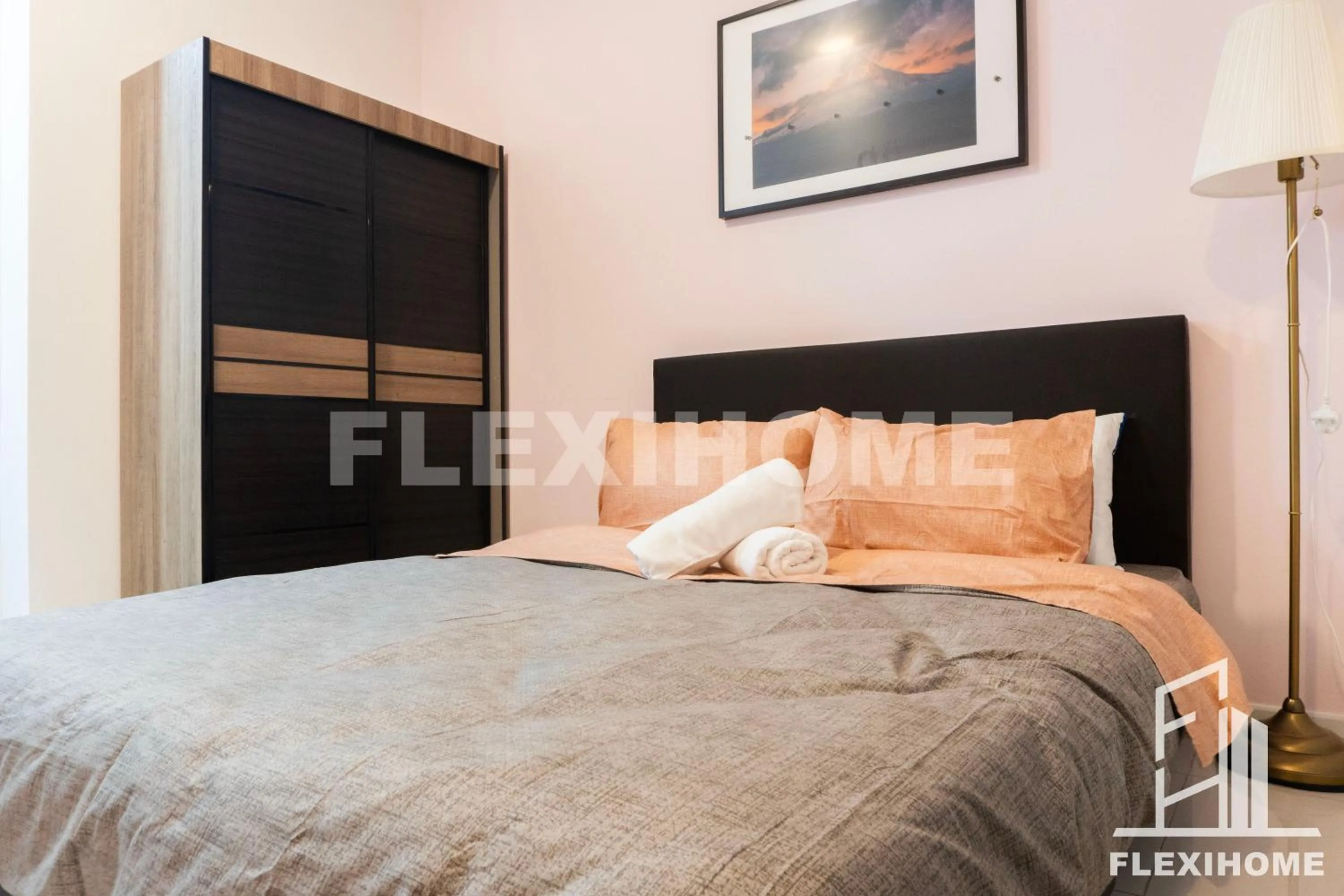 Bedroom, Bed in KLIA, KLIA2, Horizon Suites Sepang, Designed Studio, by Flexihome-MY