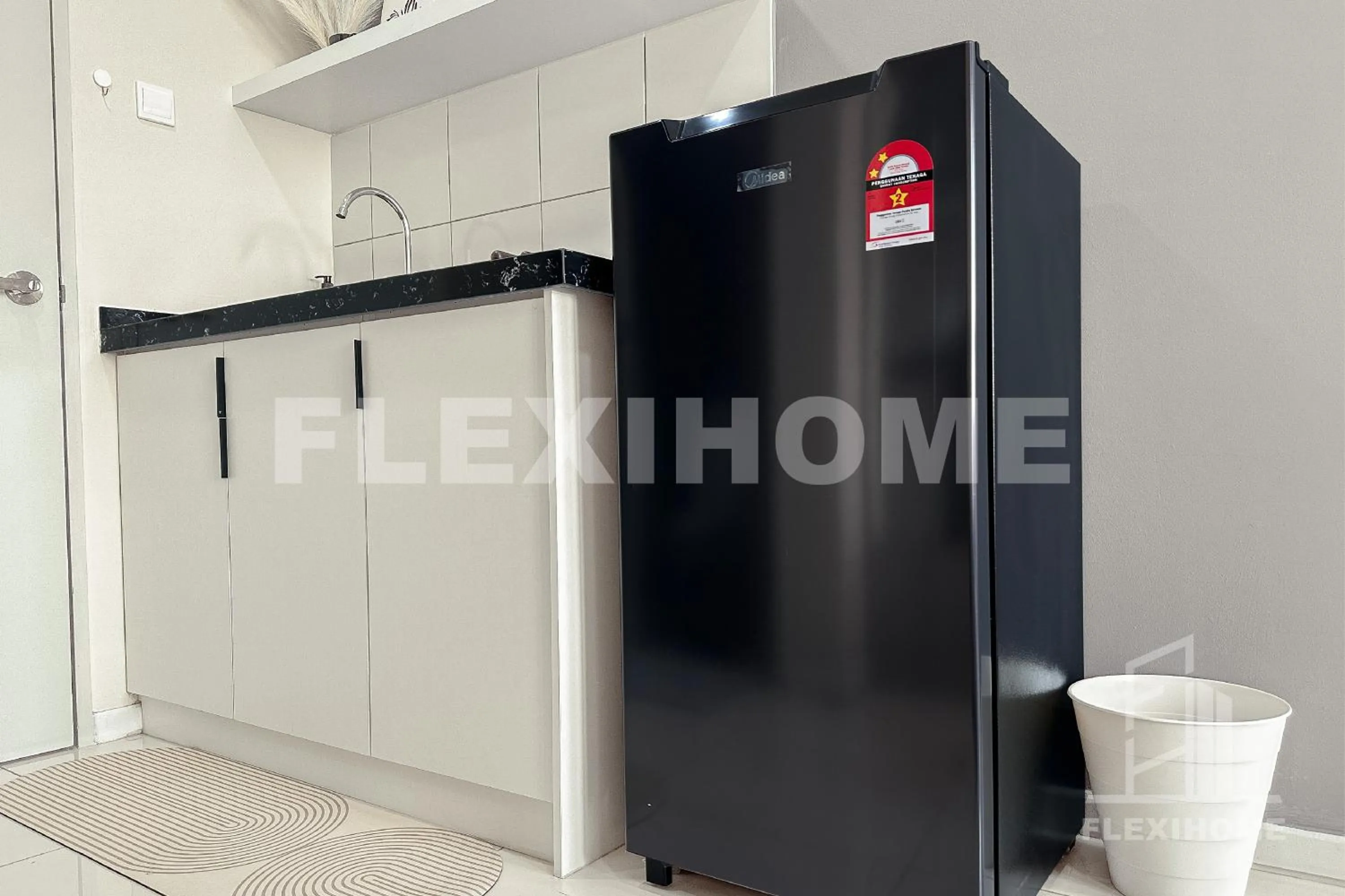 Kitchen or kitchenette in KLIA, KLIA2, Horizon Suites Sepang, Designed Studio, by Flexihome-MY