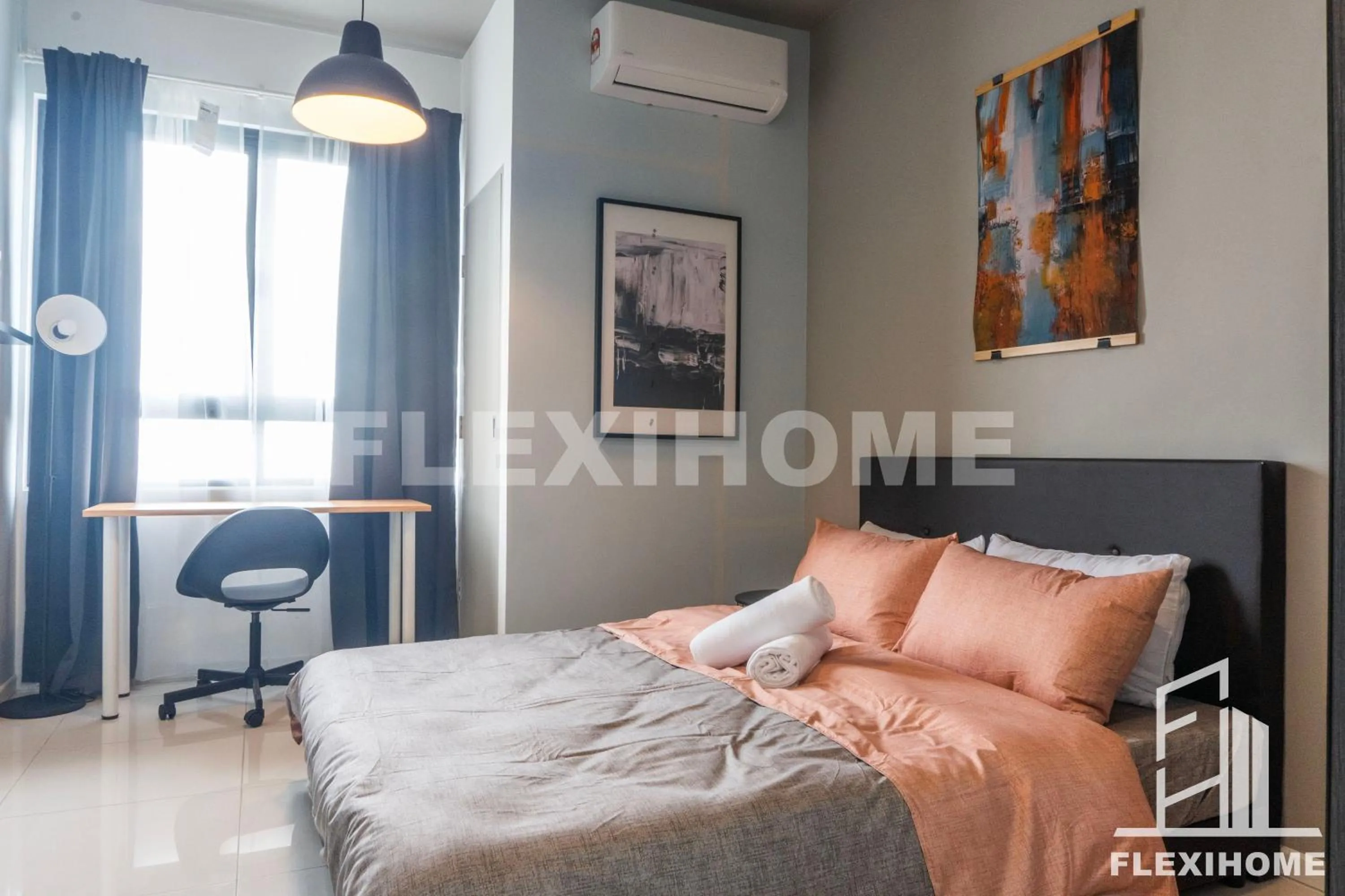 Living room, Bed in KLIA, KLIA2, Horizon Suites Sepang, Designed Studio, by Flexihome-MY