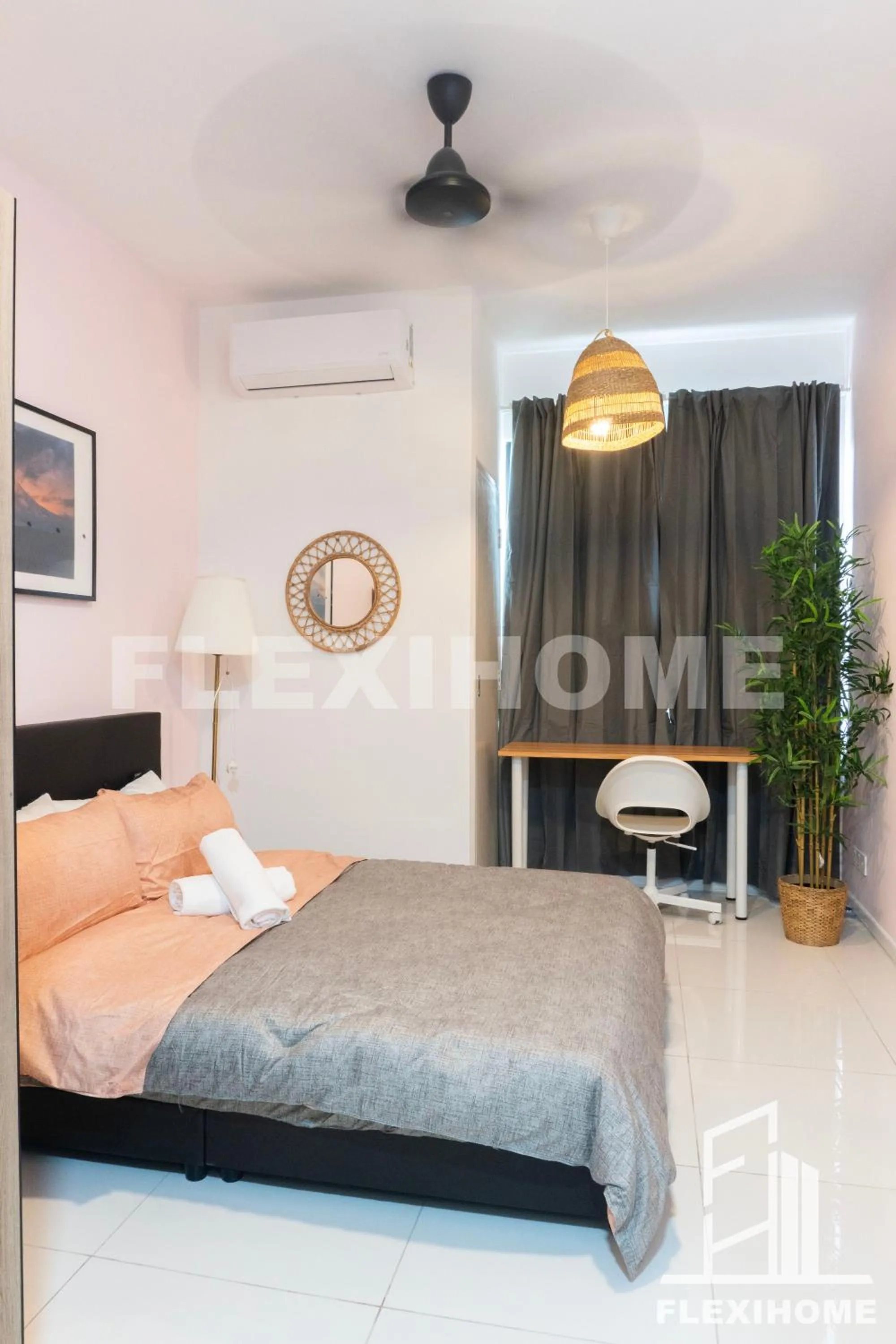 Bedroom, Bed in KLIA, KLIA2, Horizon Suites Sepang, Designed Studio, by Flexihome-MY