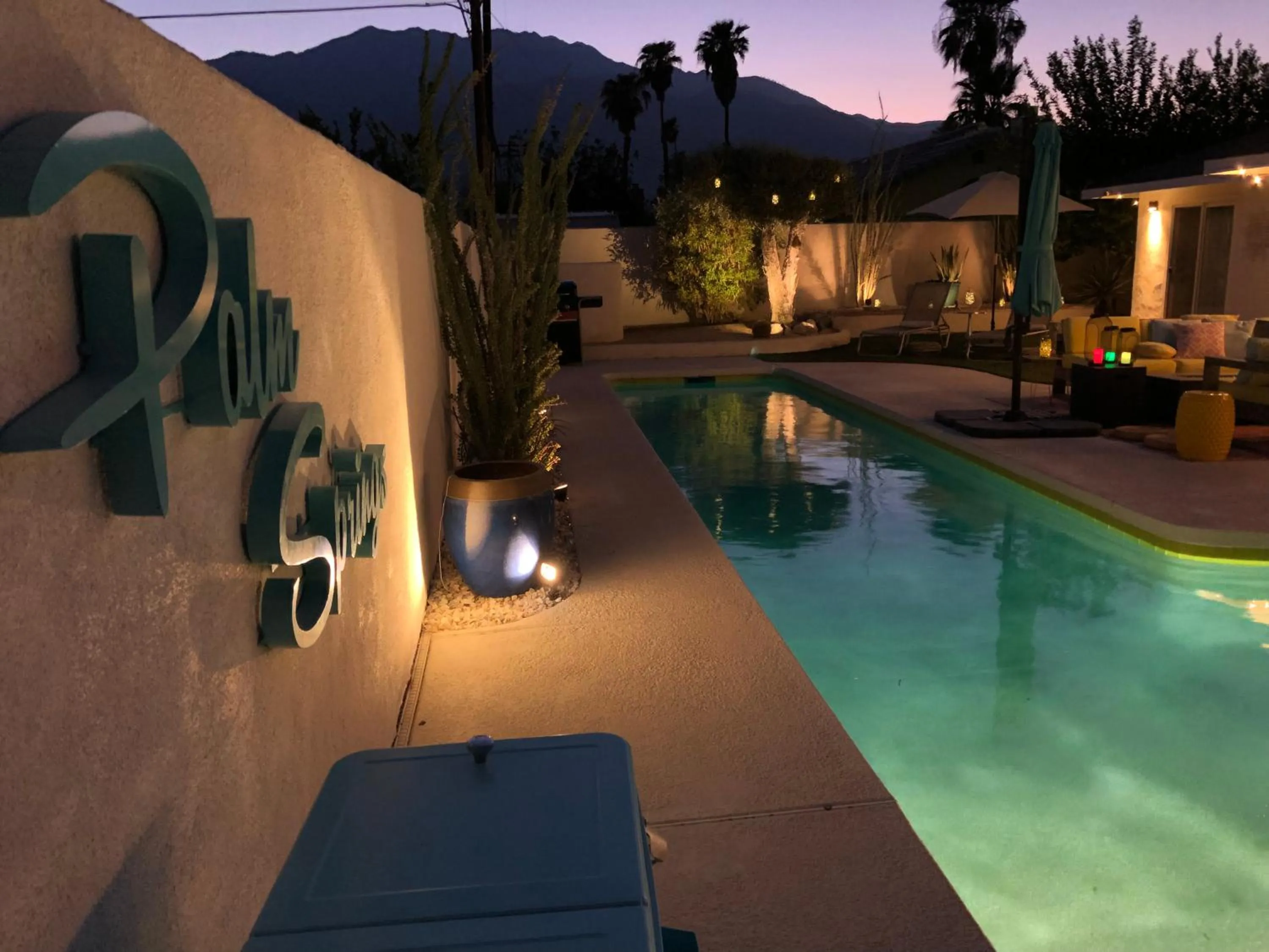 Amarillo House - Luxury Home with Pool & Spa