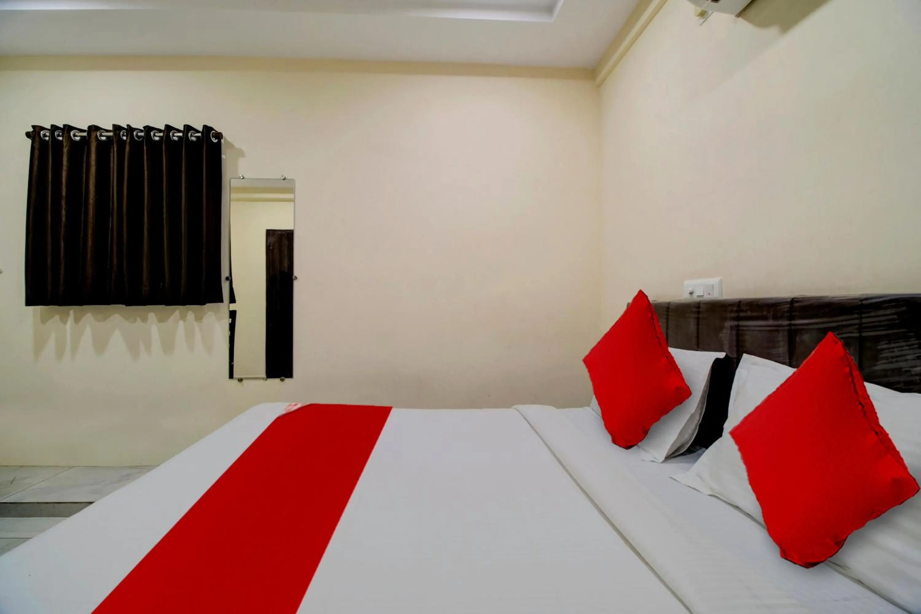 Bedroom in Super Hotel O CJ Pride