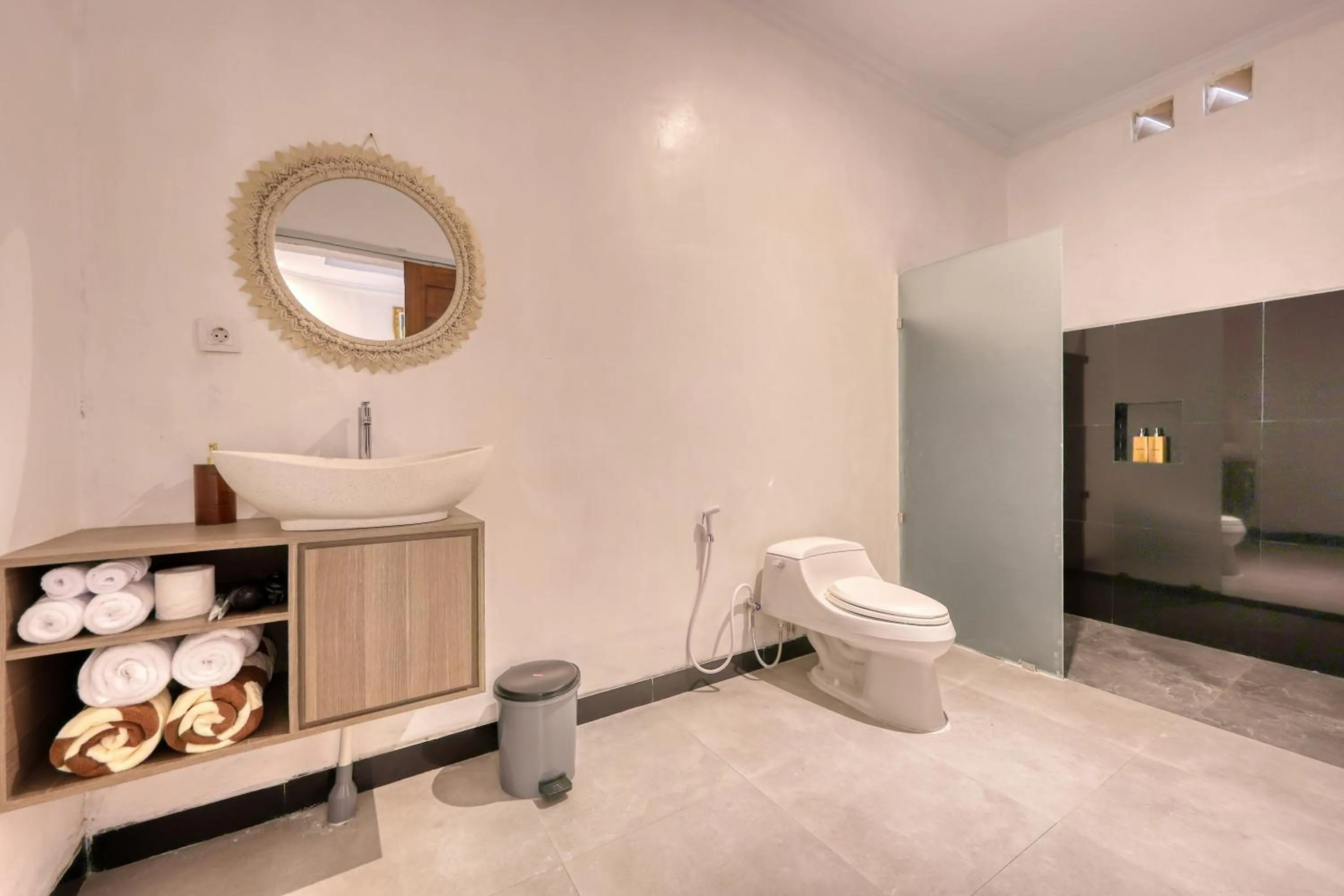 Bathroom in Kelingking Tatakan Villa