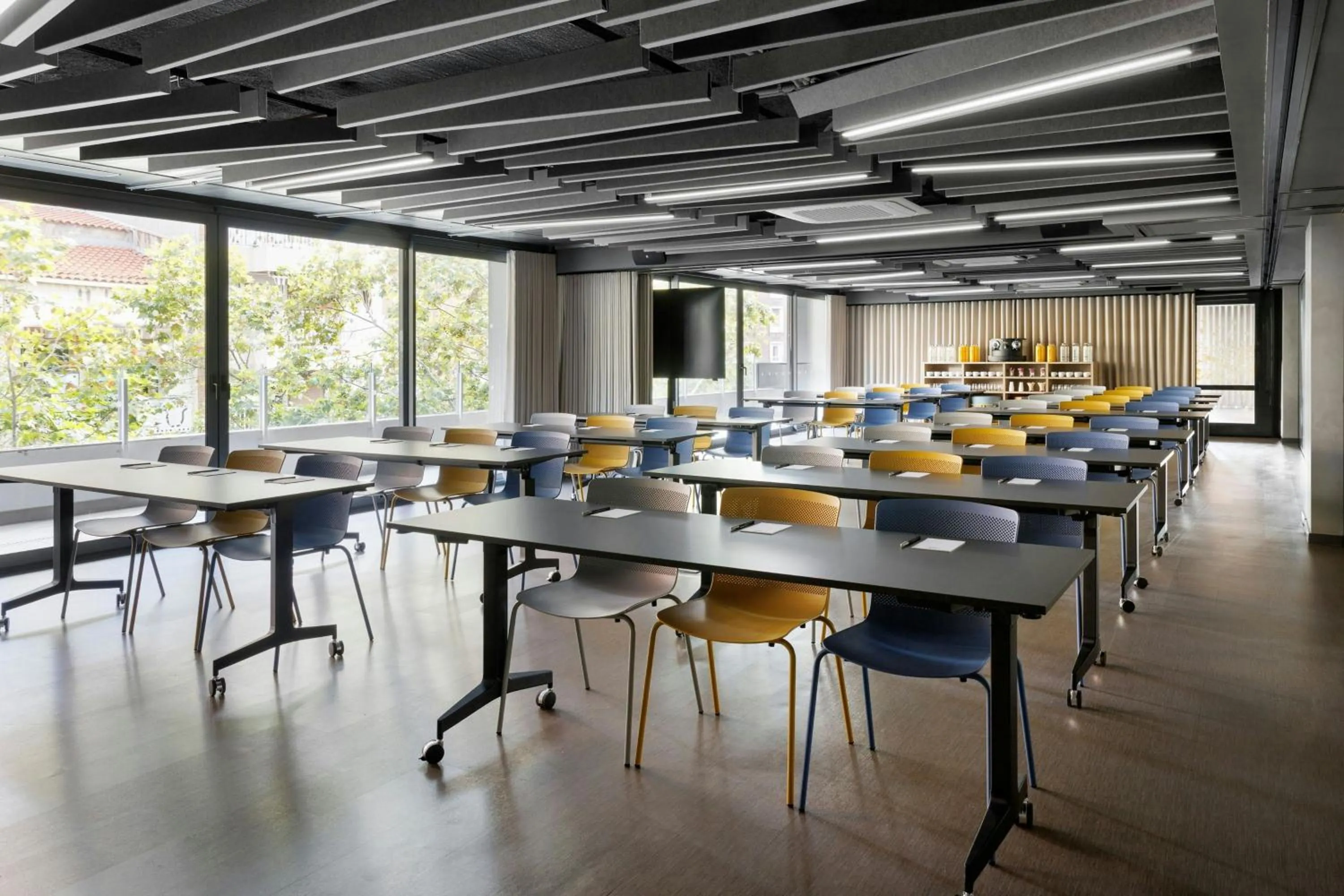 Meeting/conference room in Moxy Barcelona