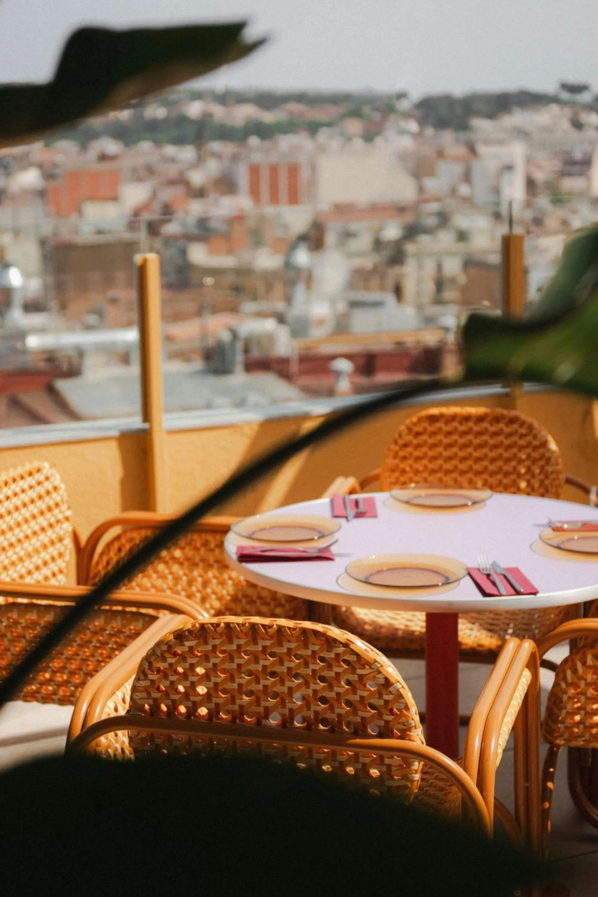 Restaurant/places to eat in Moxy Barcelona