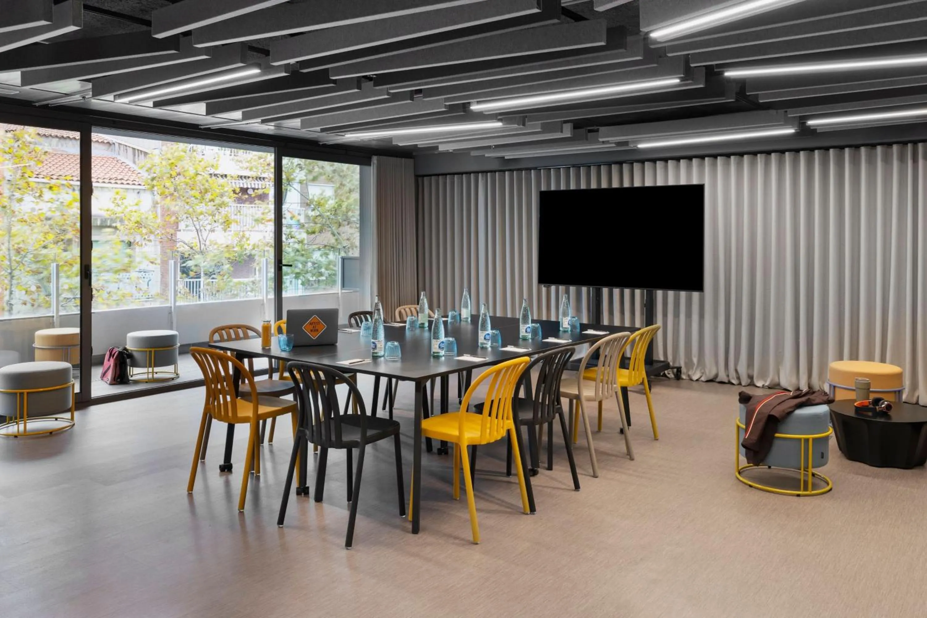 Meeting/conference room in Moxy Barcelona