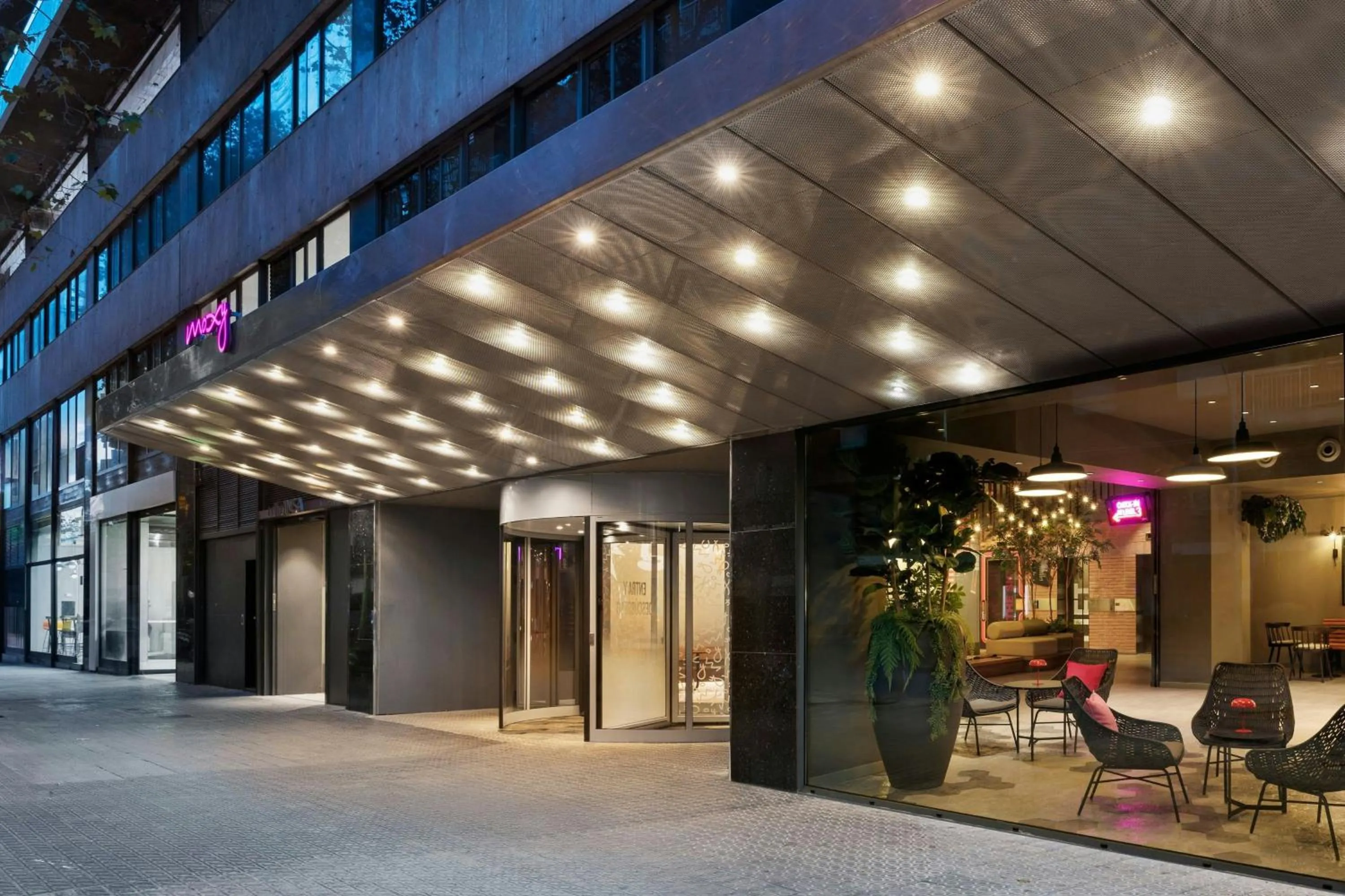 Property building in Moxy Barcelona