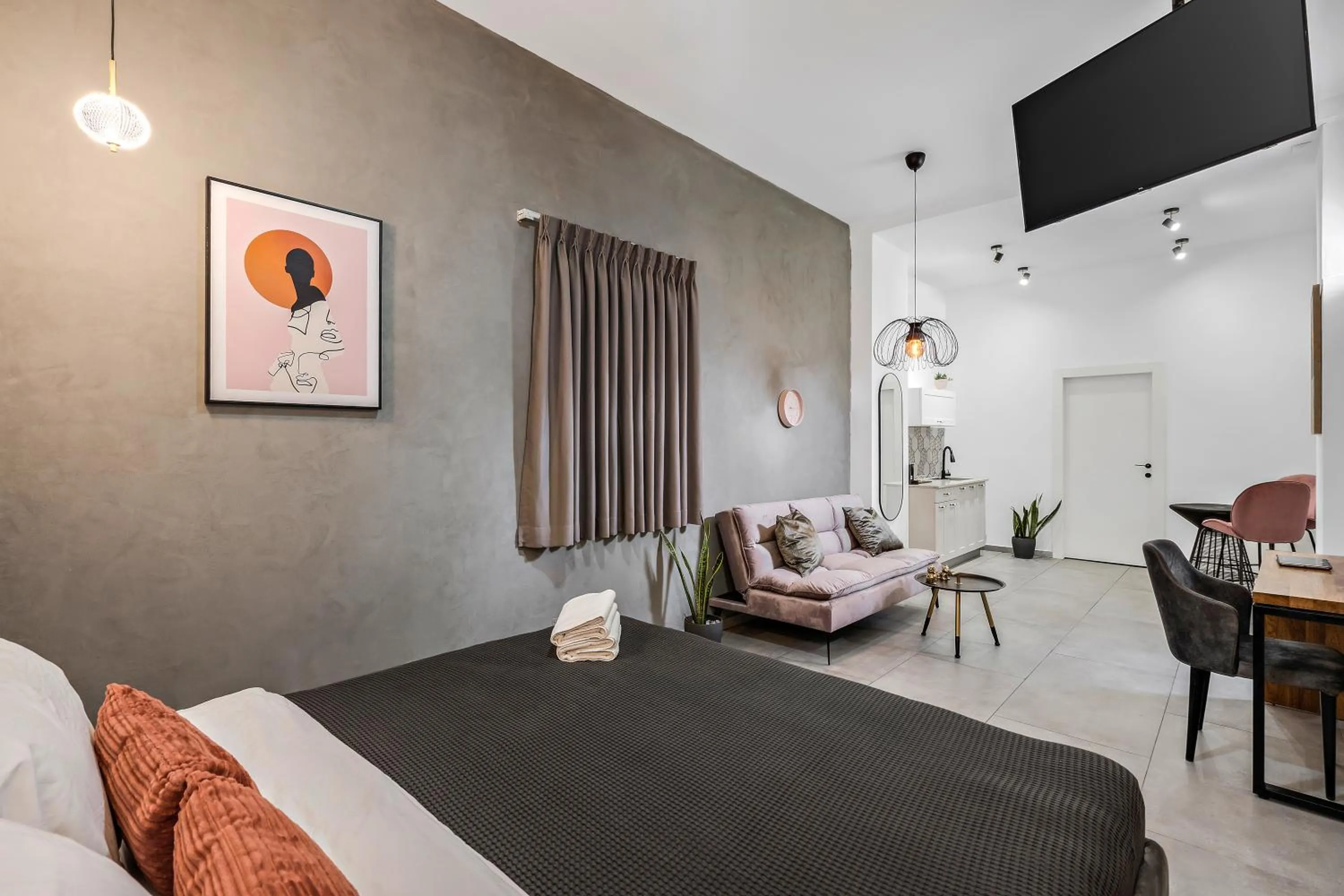 Bedroom, Bed in Old City Boutique - By La Finca Hotels