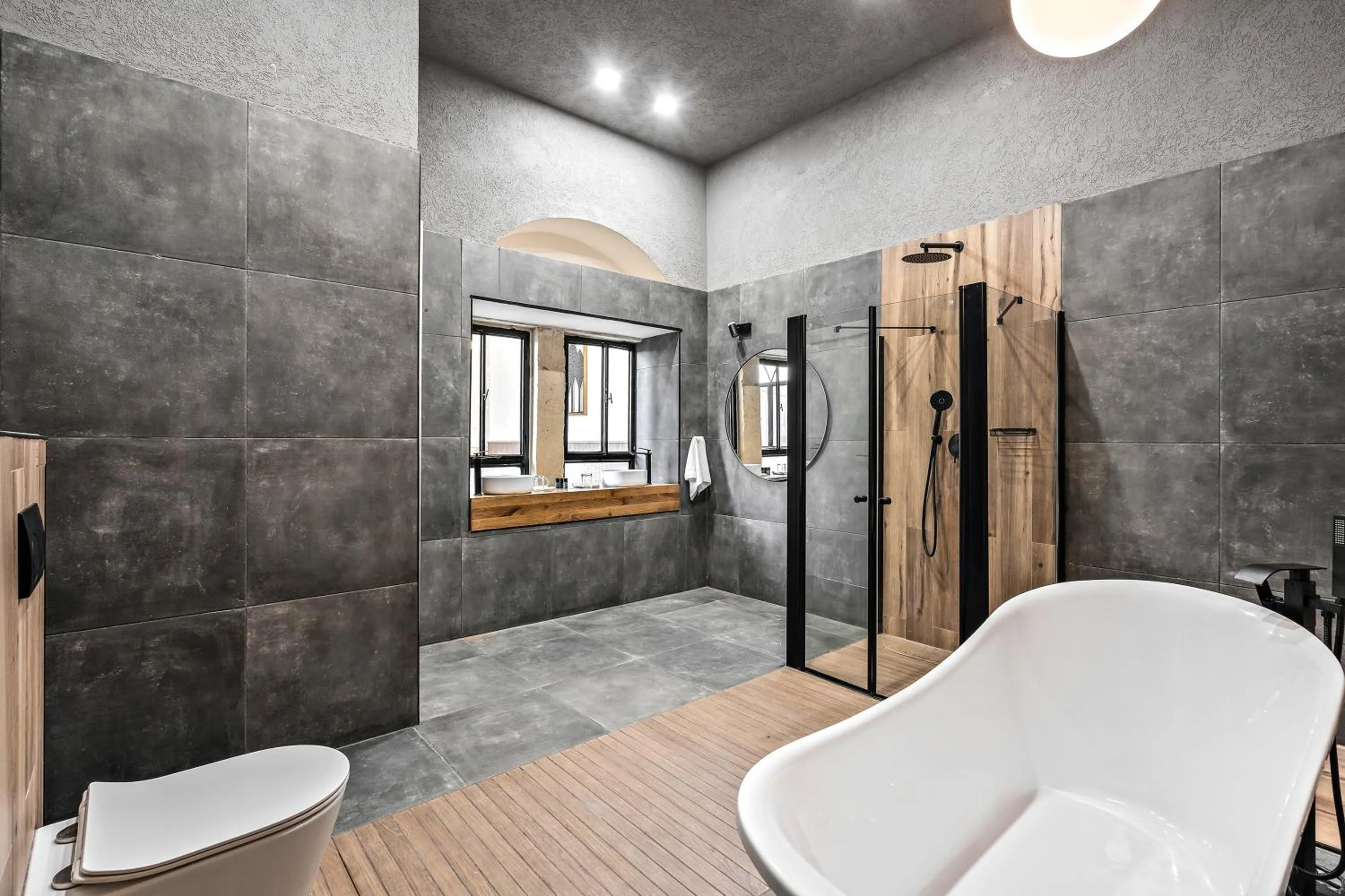 Shower in Old City Boutique - By La Finca Hotels